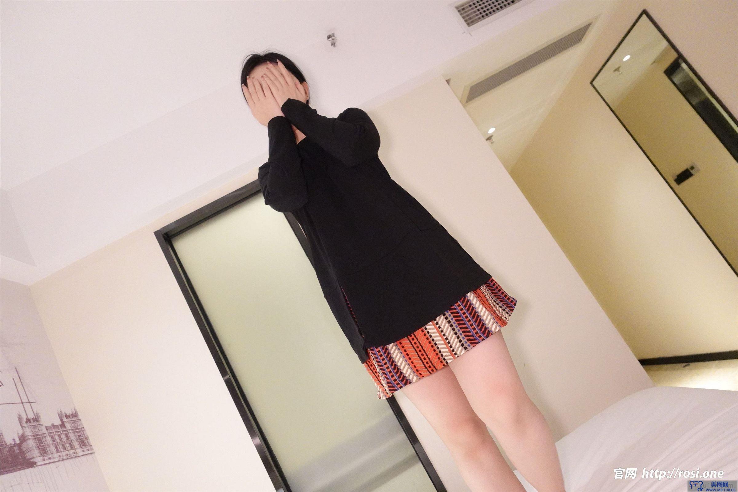 [ROSI美女图]2022.11.03 NO.3986