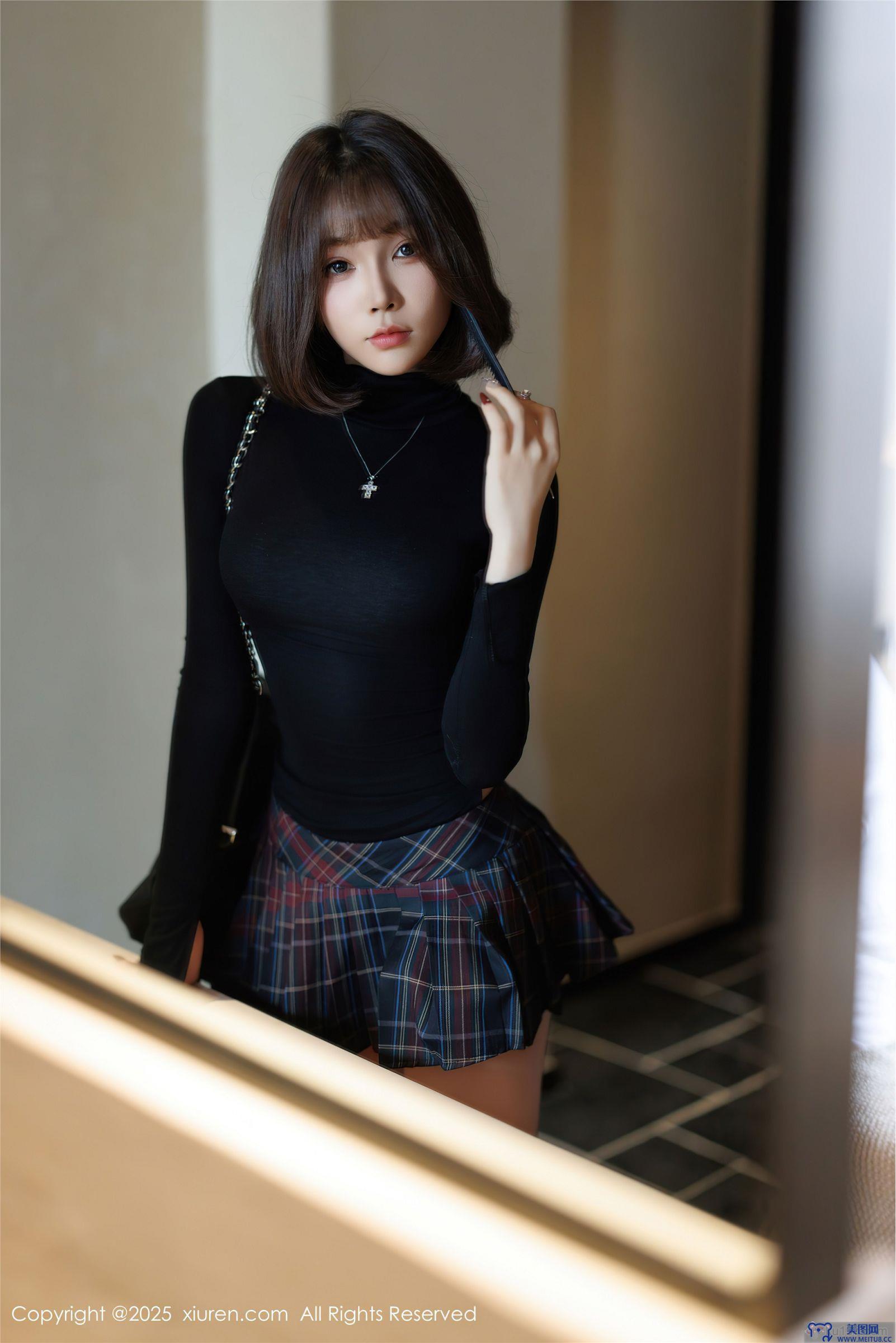 [秀人XIUREN] 2025.02.27 NO.9944 徐莉芝Booty
