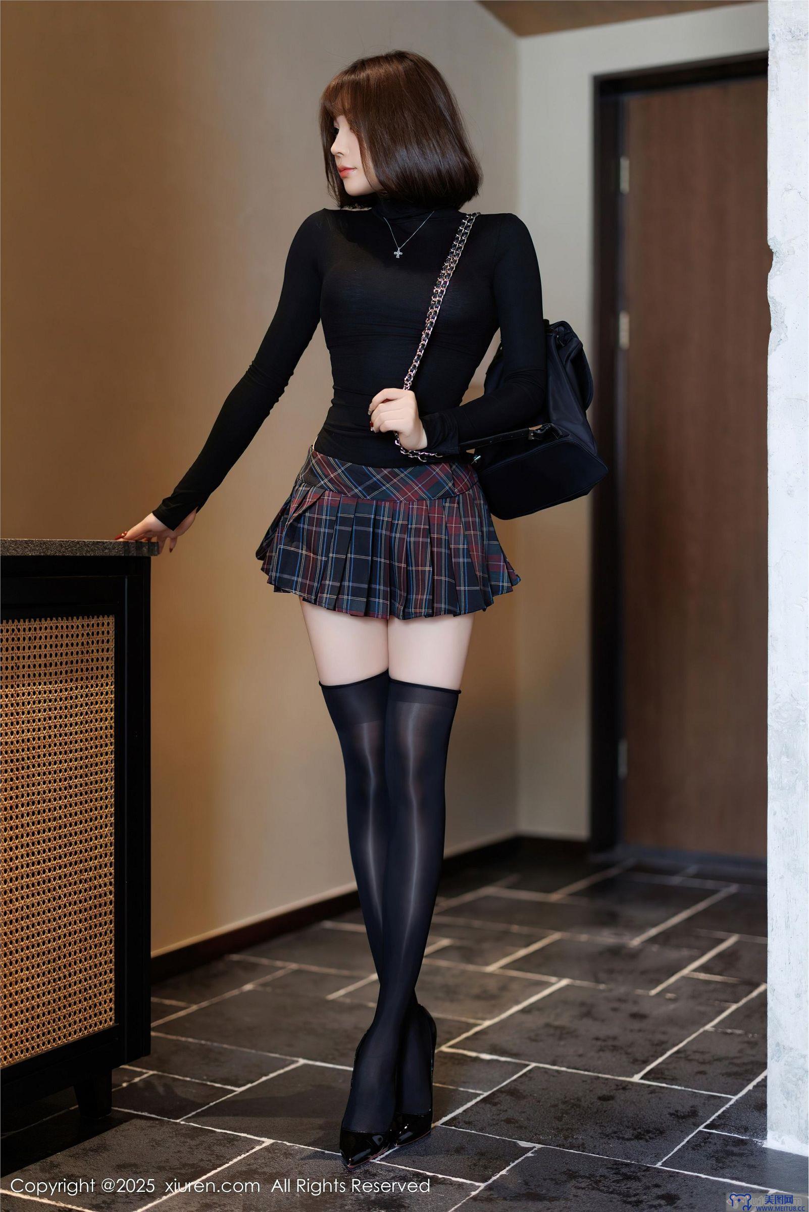 [秀人XIUREN] 2025.02.27 NO.9944 徐莉芝Booty