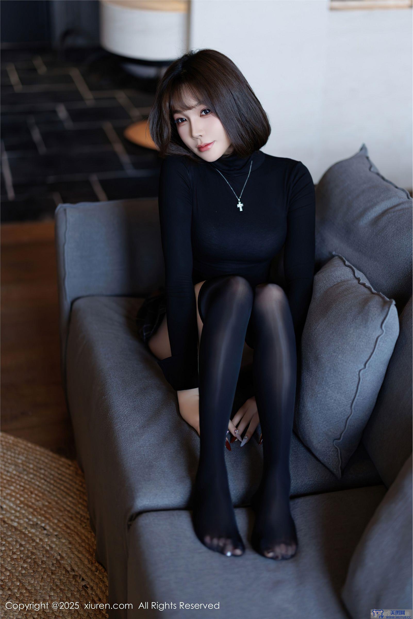 [秀人XIUREN] 2025.02.27 NO.9944 徐莉芝Booty