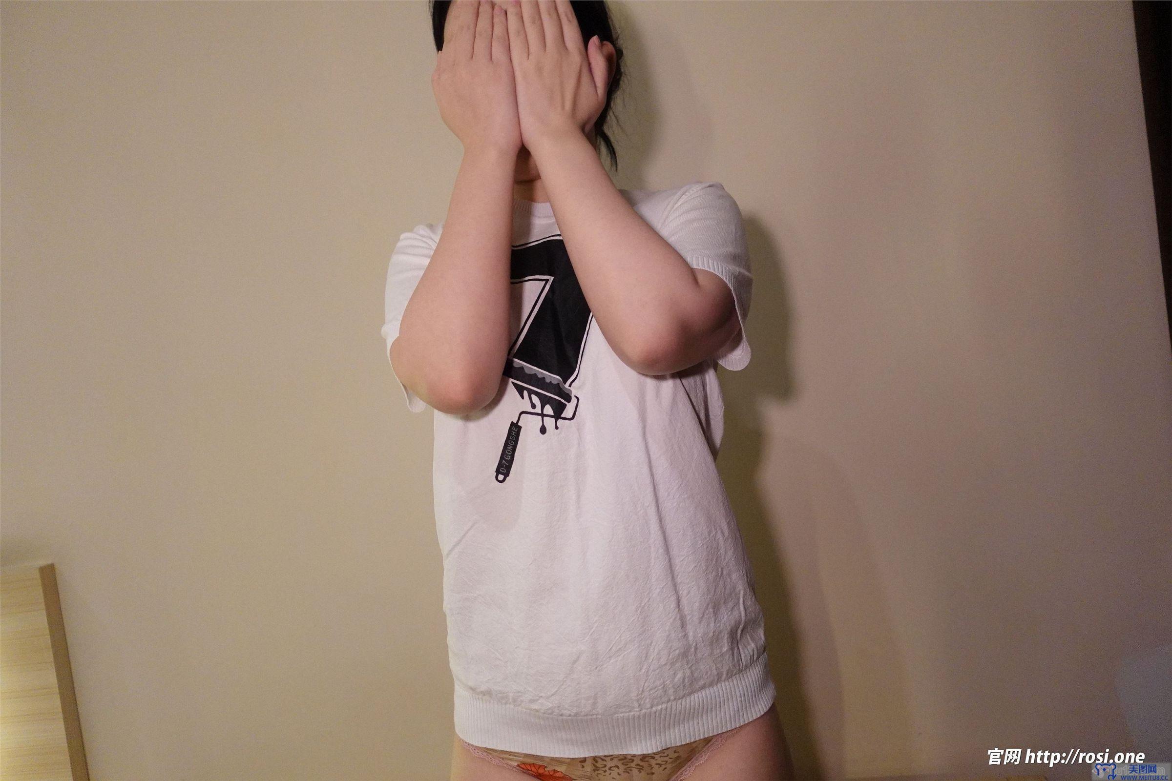 [ROSI美女图]2022.07.31 NO.3891