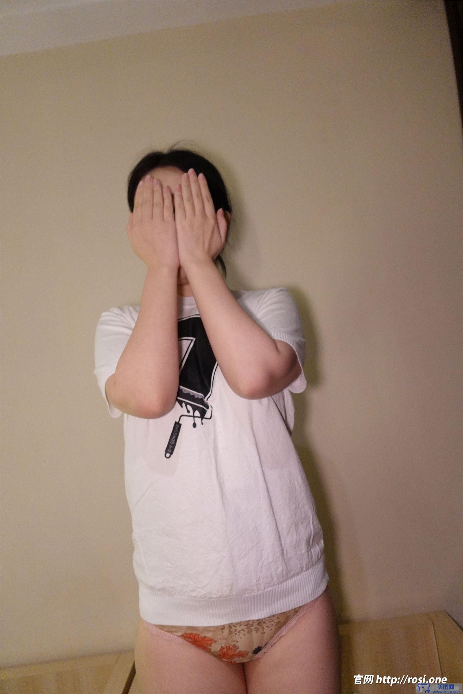 [ROSI美女图]2022.07.31 NO.3891