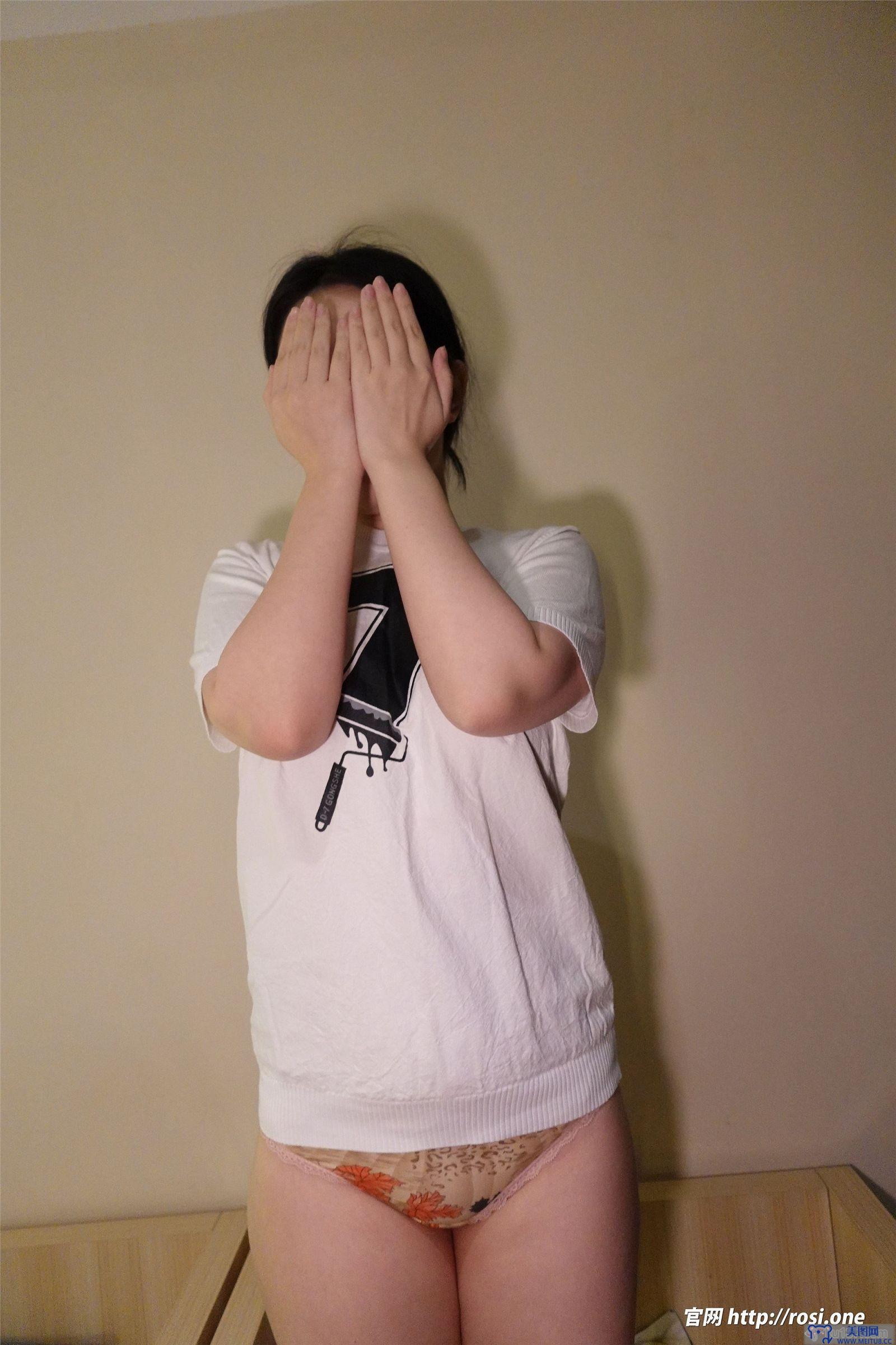 [ROSI美女图]2022.07.31 NO.3891