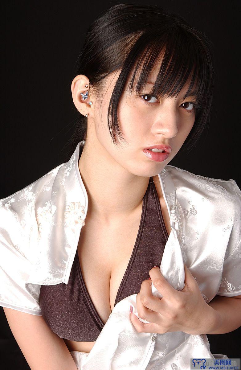 [BWH日本美女] 2005.01.10 BWH0033 Yuki Shoji 庄司有希