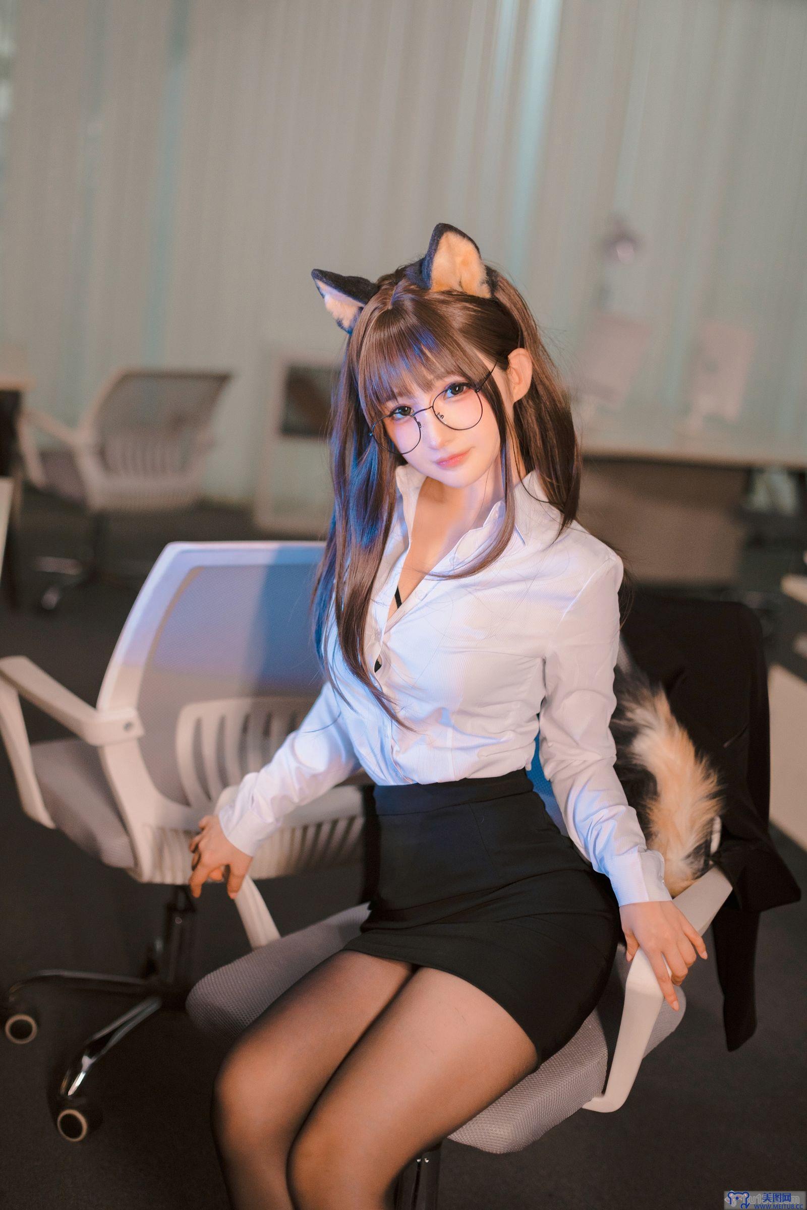 [桜井宁宁] NO.070 柴犬OL