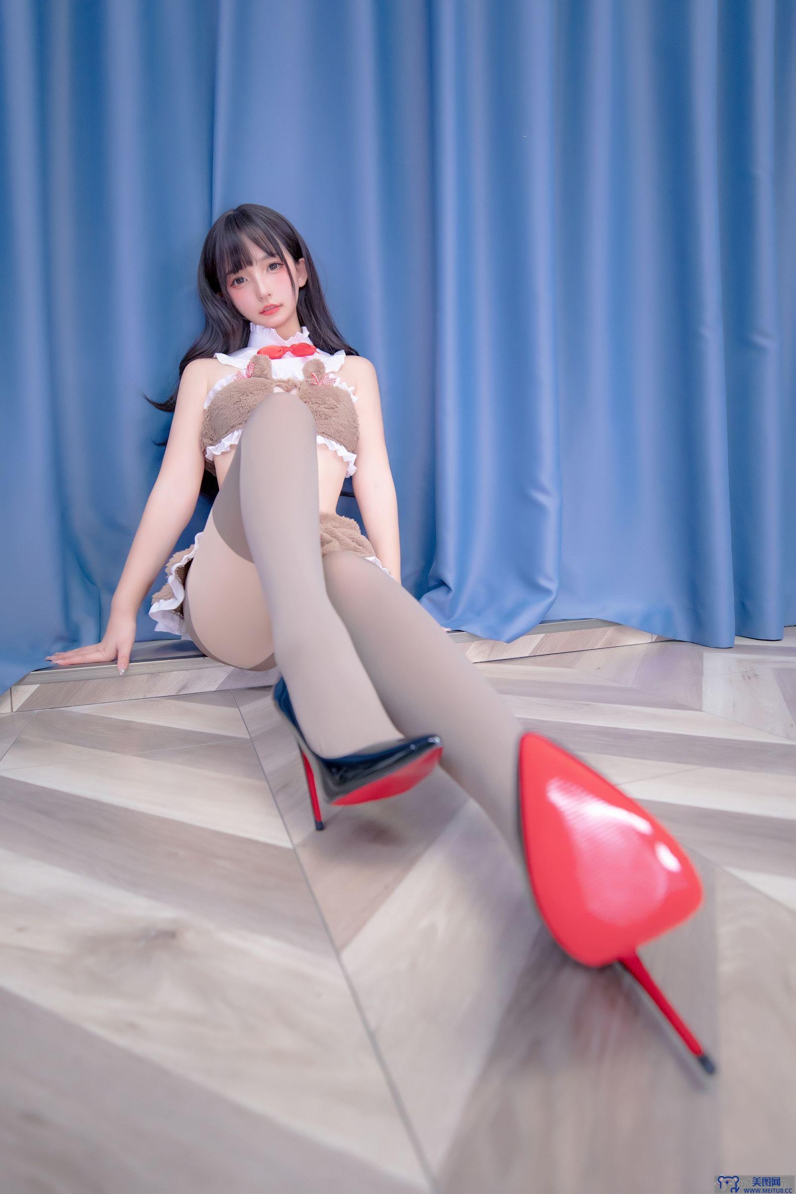 [神楽坂真冬] NO.102 熊少女