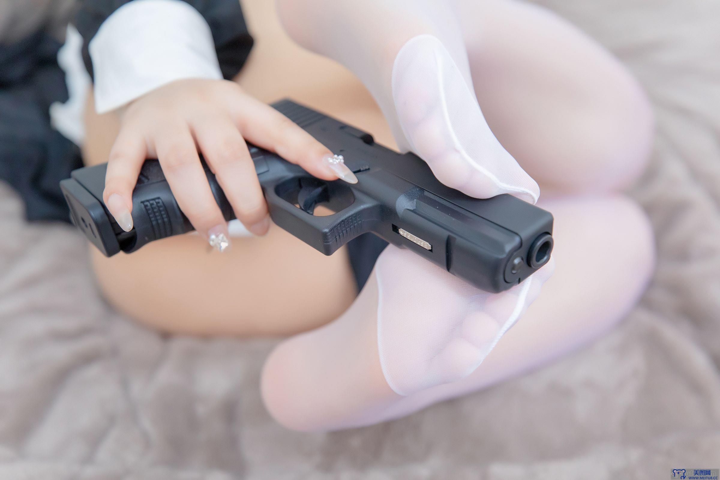 [神楽坂真冬] NO.205 战斗修女