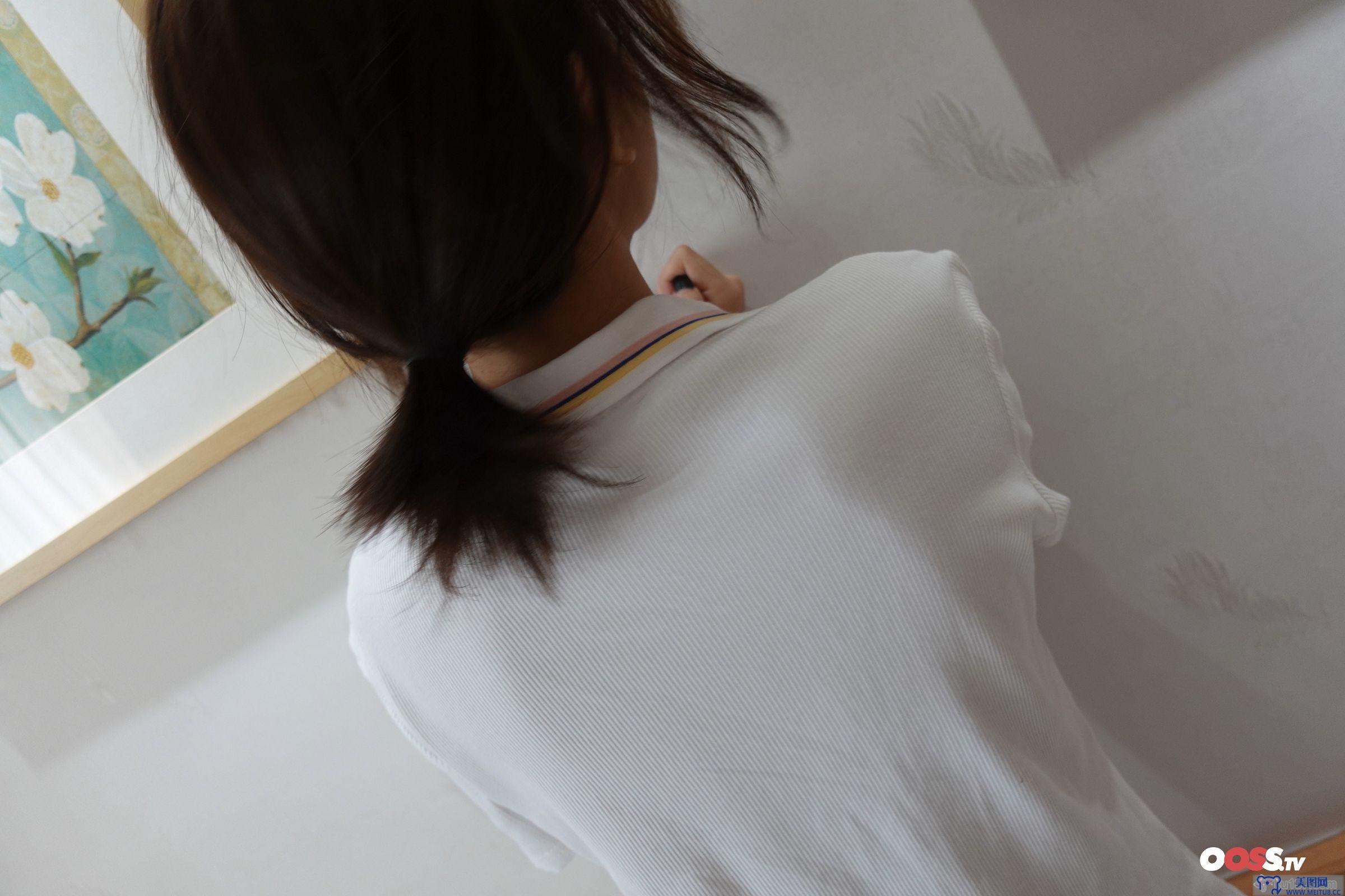 [ROSI美女图]2020.12.17 NO.3301