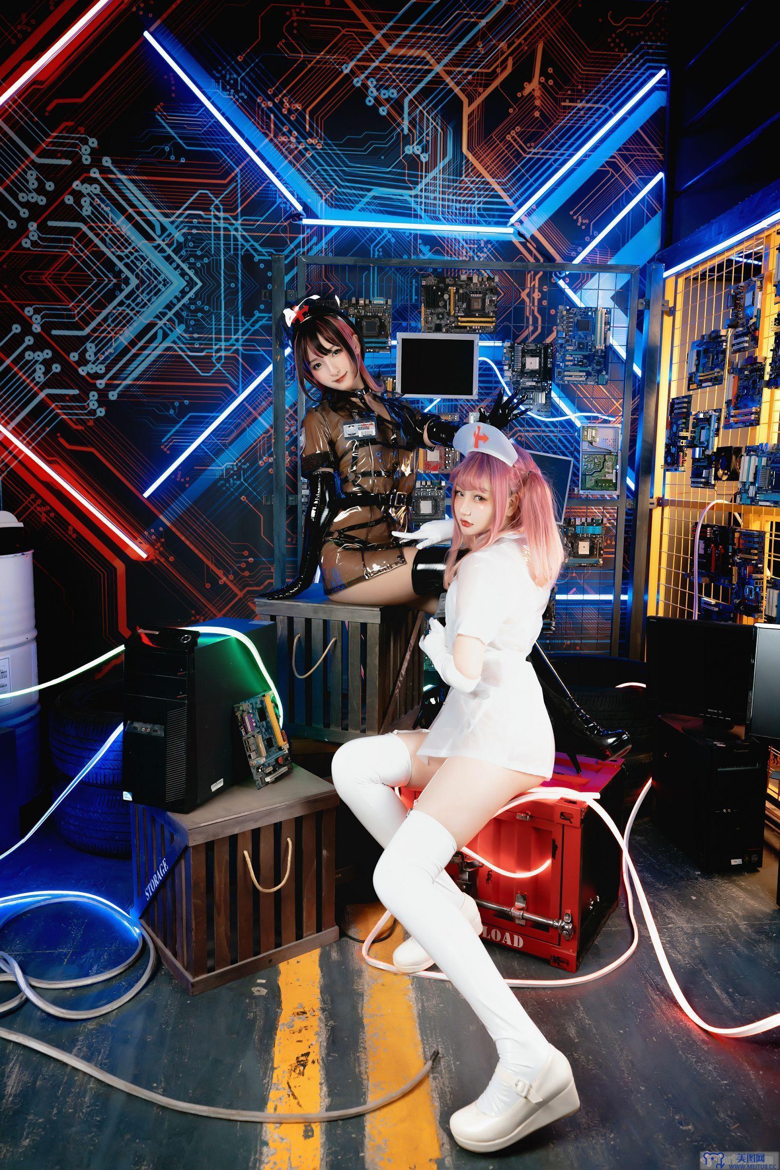 [神楽坂真冬] NO.057 绝对企画-透明黑白护士双人《無色哲学》