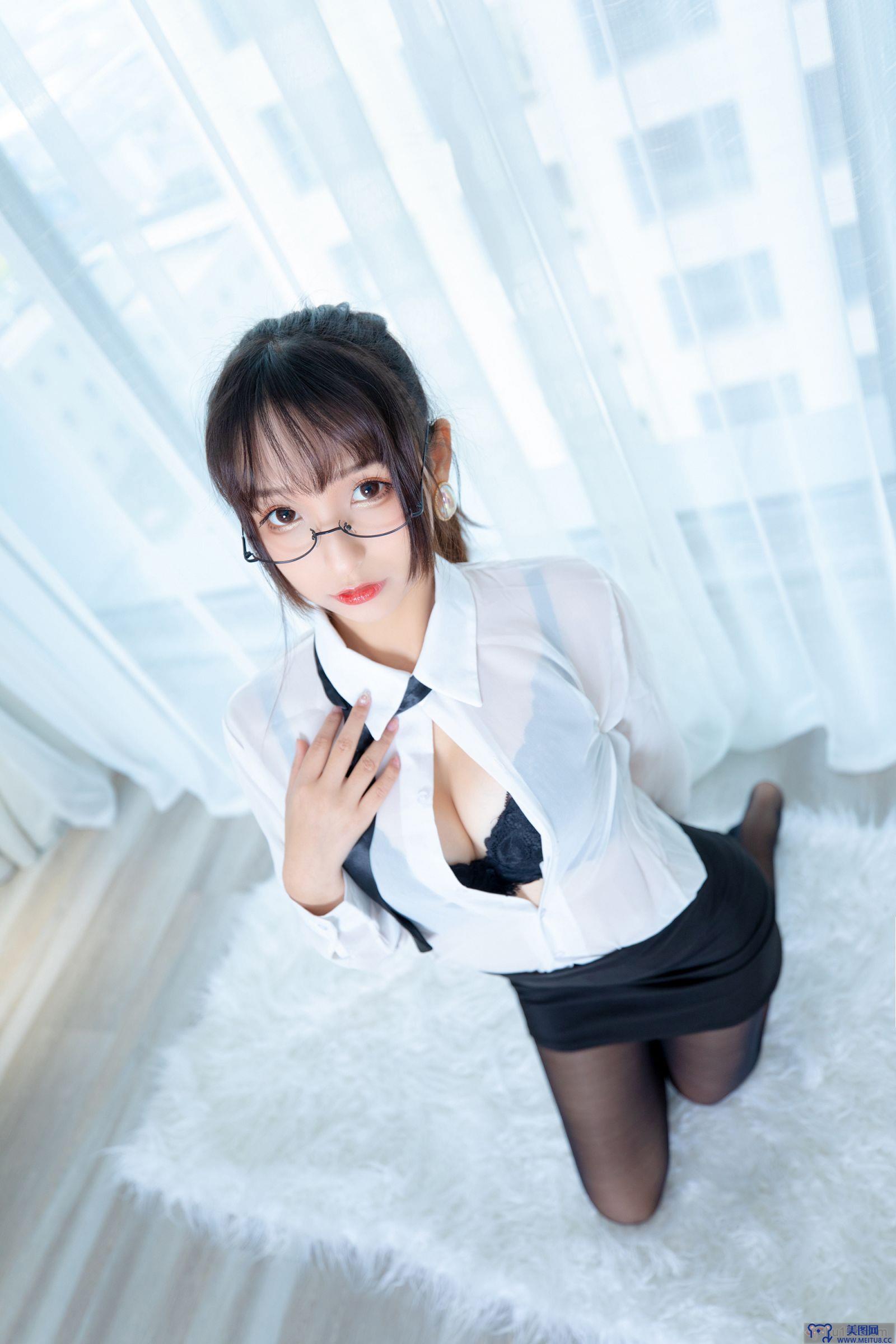 [神楽坂真冬] NO.055 电子相册-白色办公室《ホワイトオフィス》