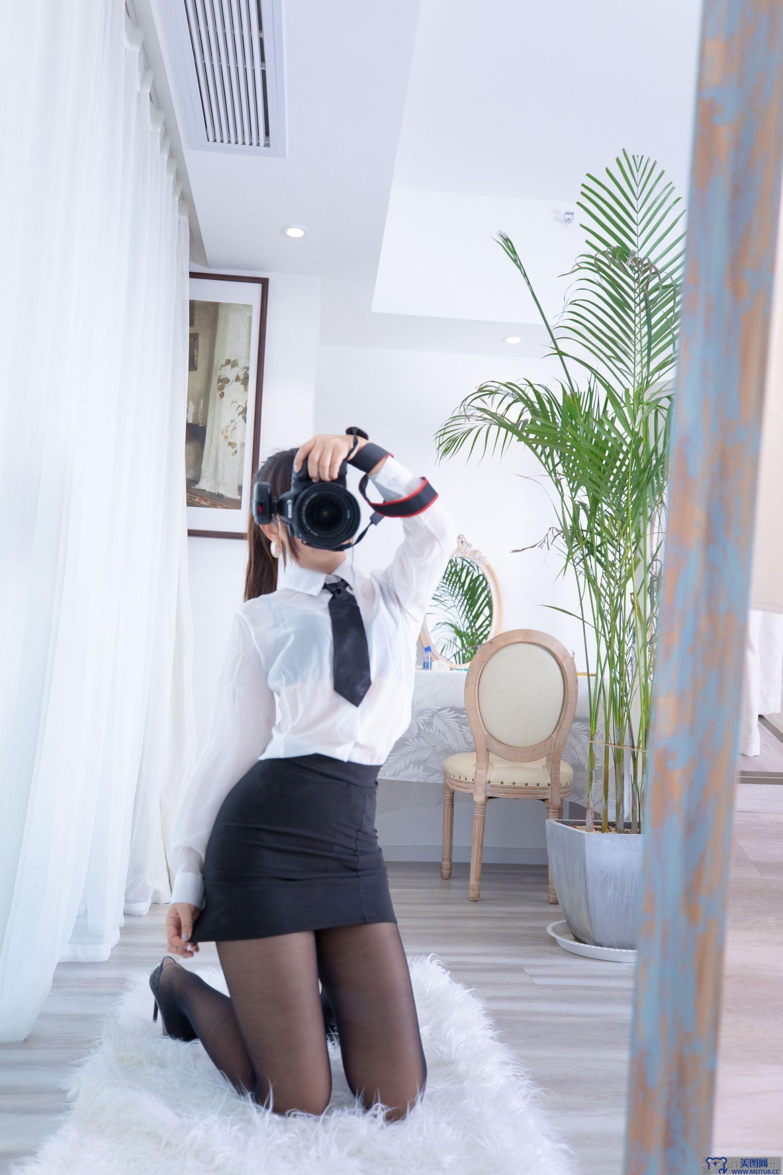 [神楽坂真冬] NO.055 电子相册-白色办公室《ホワイトオフィス》