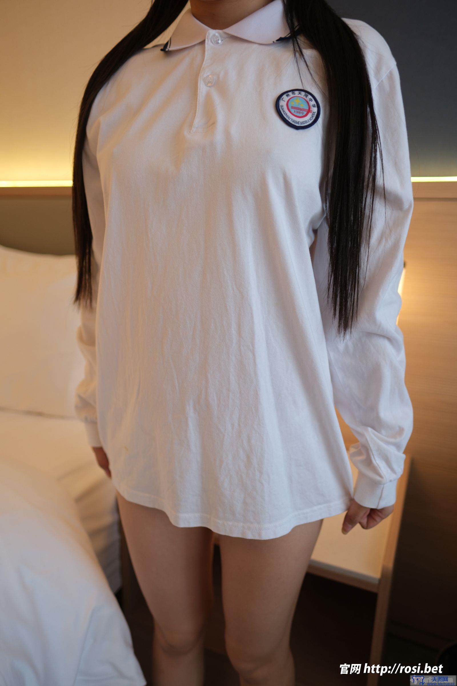 [ROSI美女图]2025.12.02 NO.5111