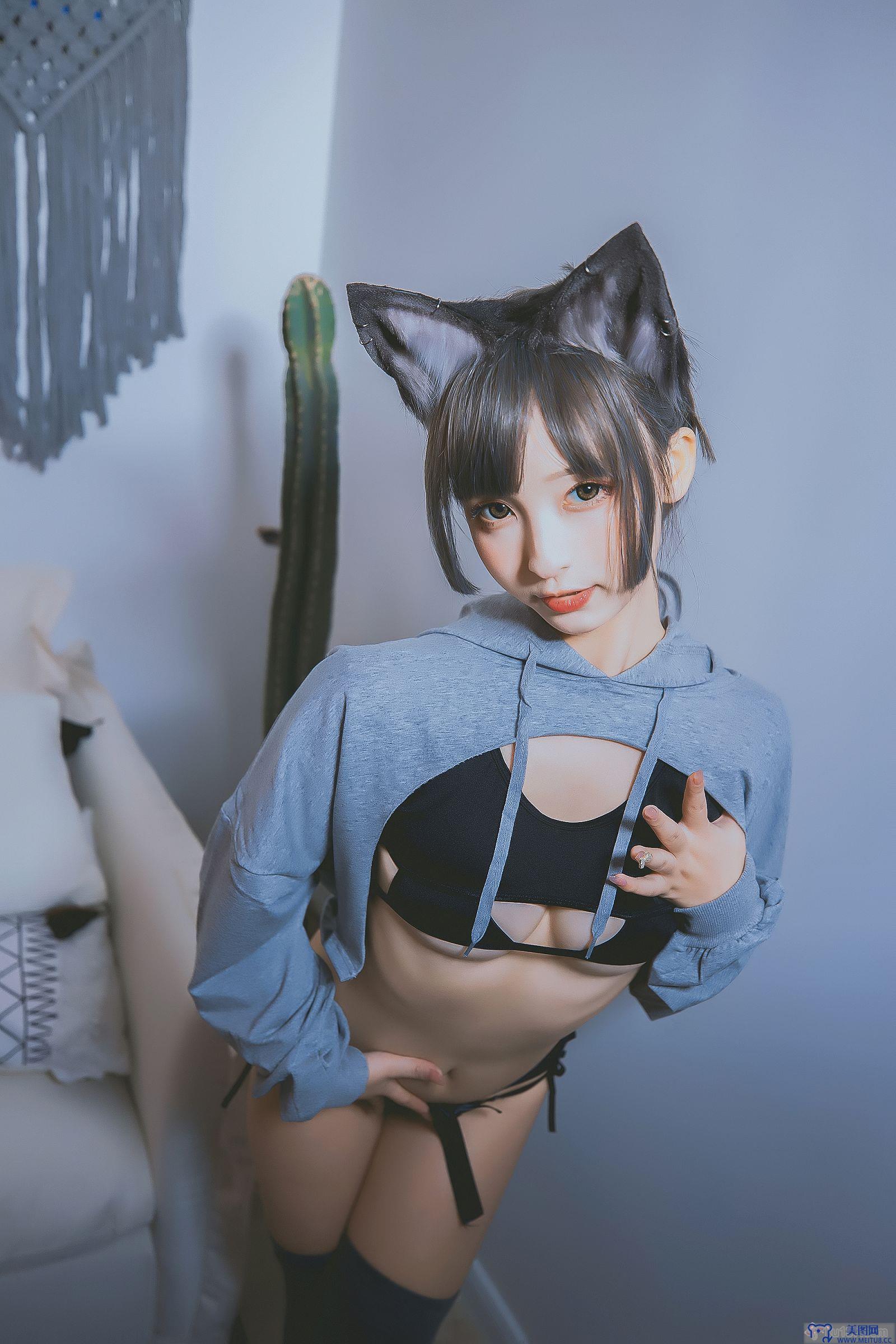 [神楽坂真冬] NO.060 绝对企画-狼妹&兔娘《危険な耳》