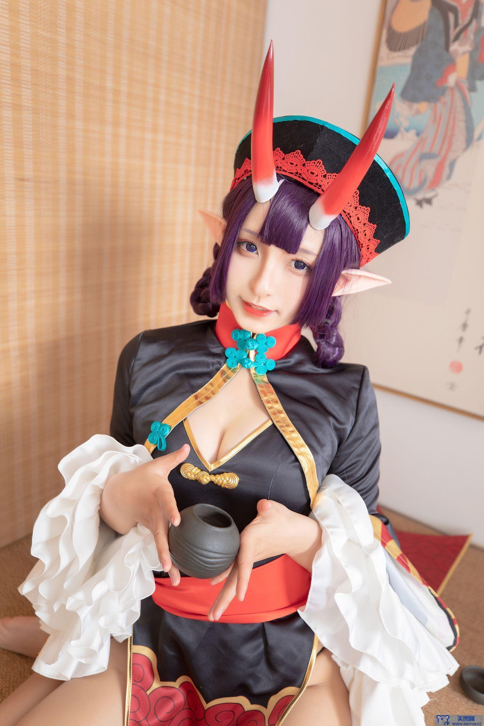 [神楽坂真冬] NO.061 绝对企画-酒吞cos《果実の酒気》