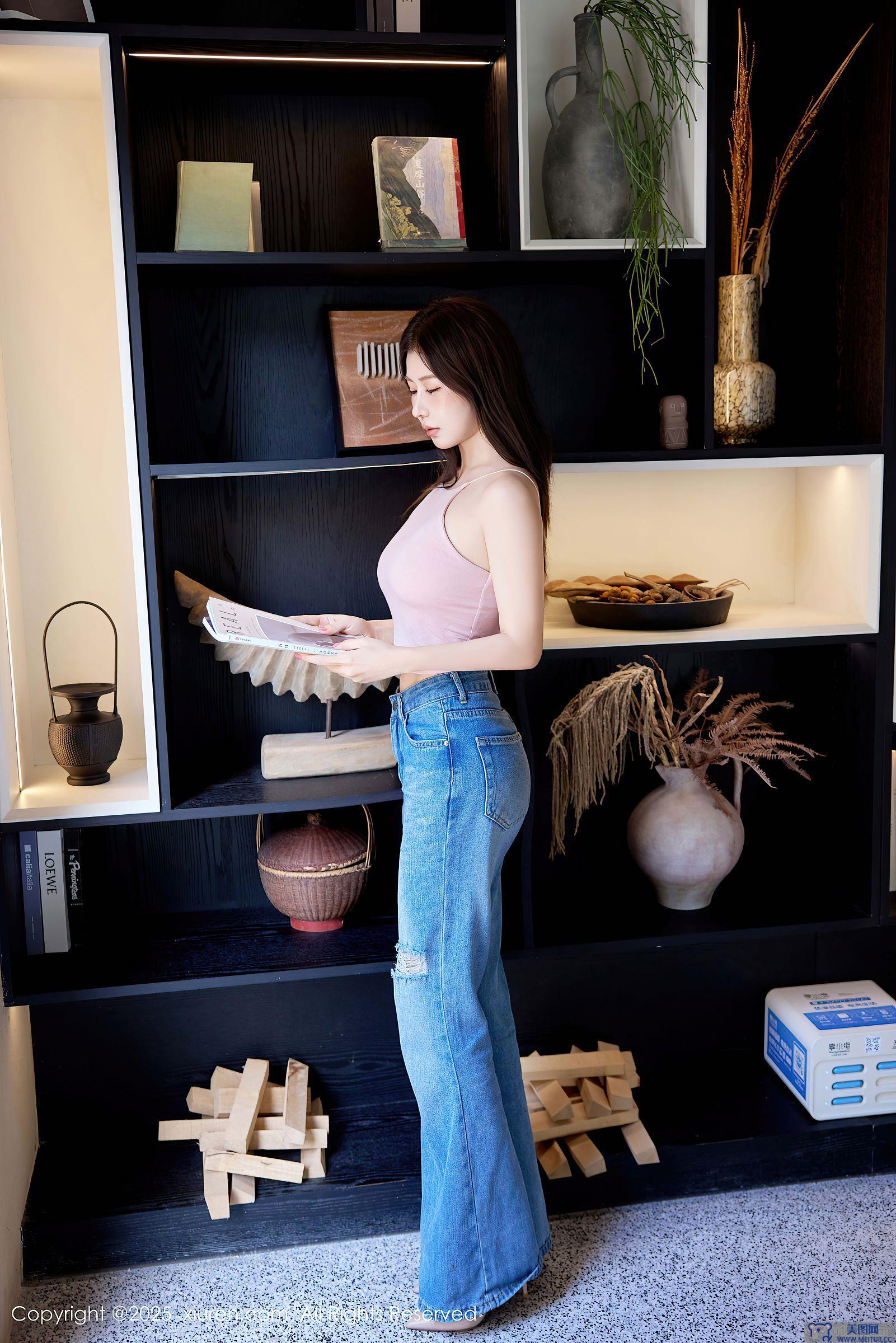 [秀人XIUREN] 2025.11.13 NO.10983 尹甜甜sunny