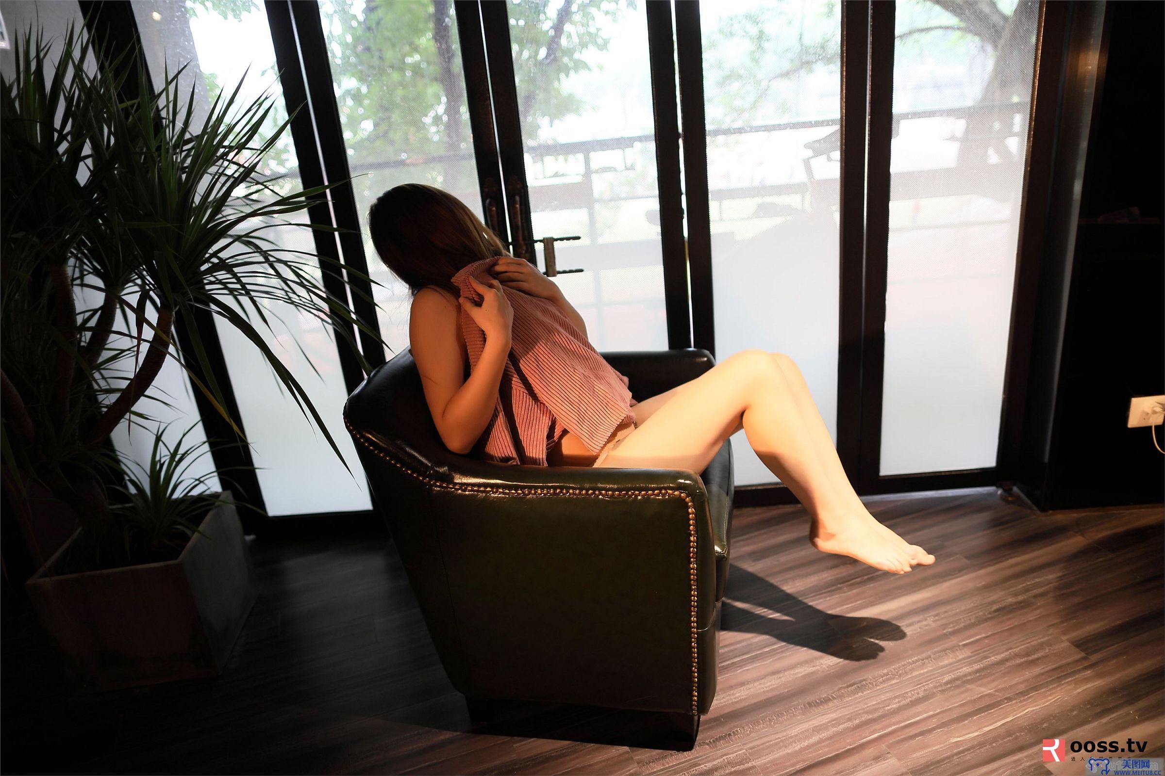 [ROSI美女图]2019.05.18 NO.2721