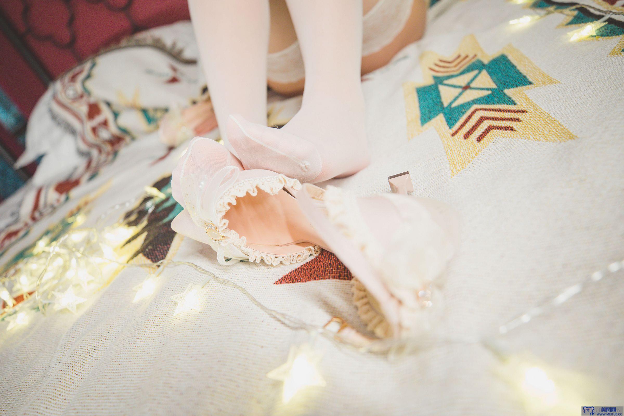 [神楽坂真冬] NO.075 绝对企画-光的私语《光の囁き》