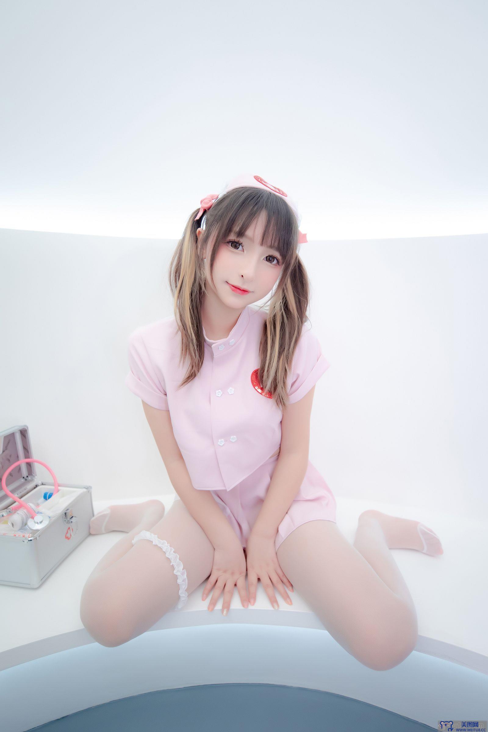 [神楽坂真冬] NO.084 绝对企画-白丝护士《心身バランス》