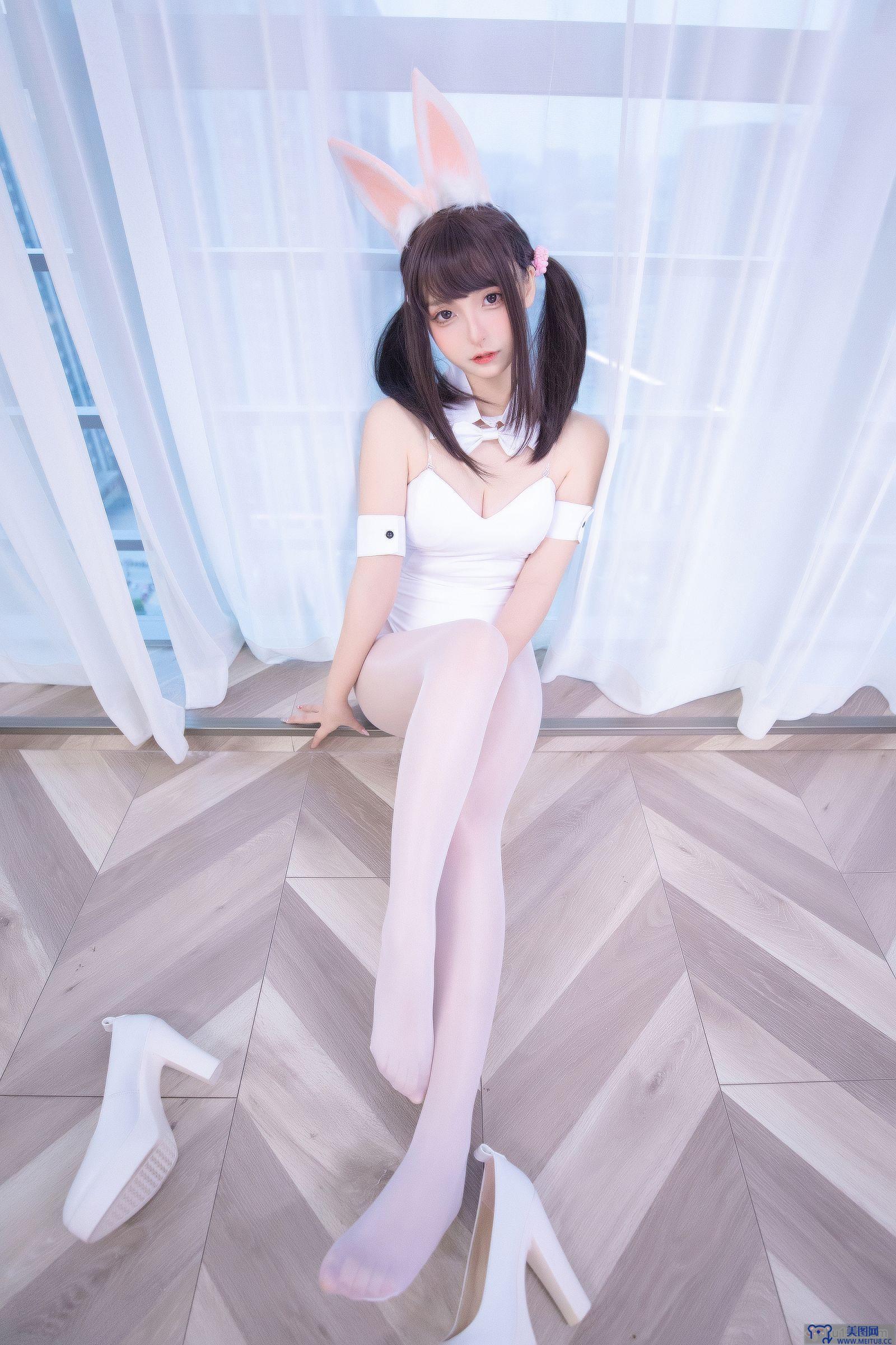 [神楽坂真冬] NO.089 绝对企画-兔女郎与钢管《バニーバブル》