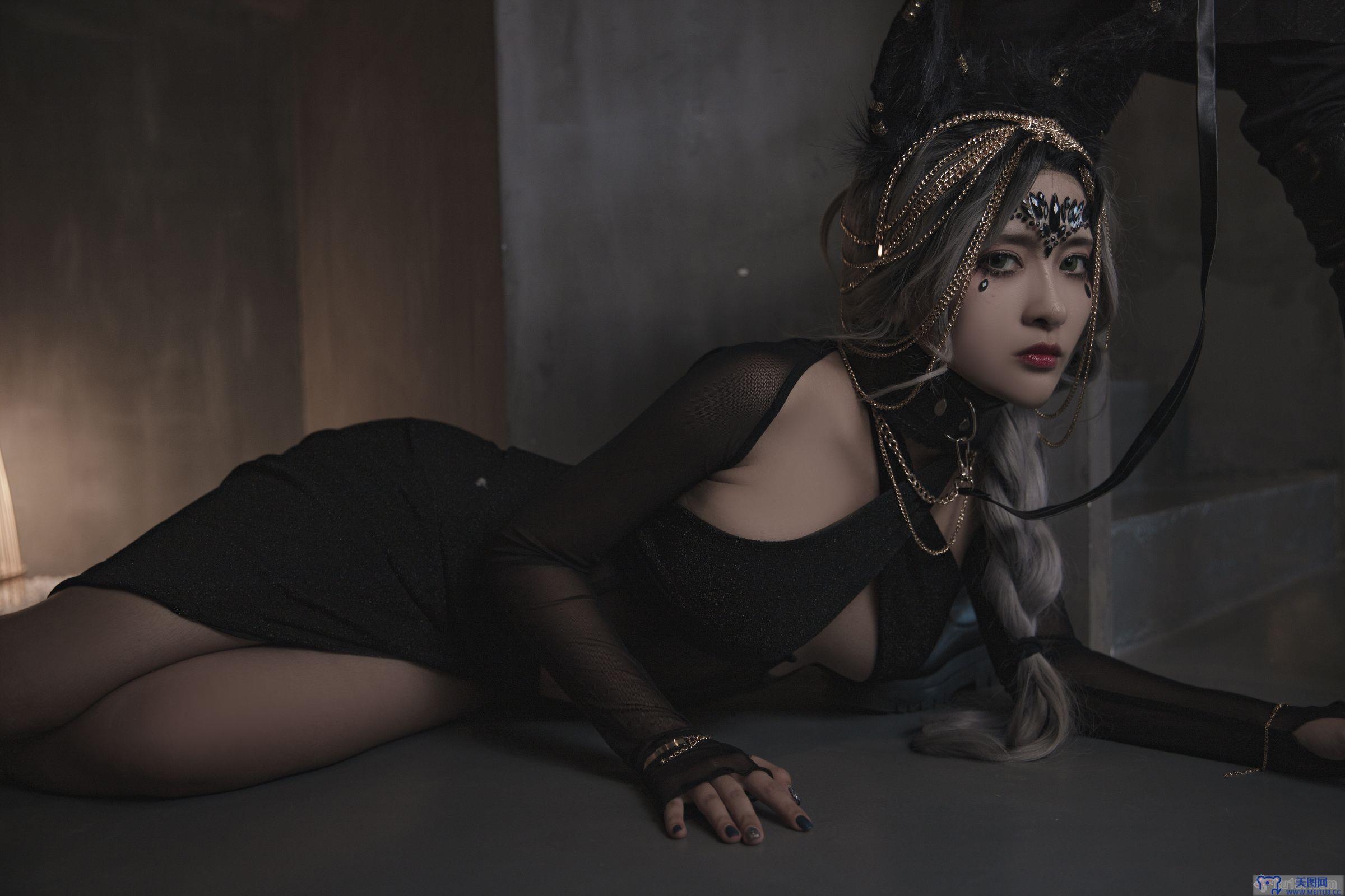 [洛璃 LoLiSAMA] NO.032 狼少女-狼女的调教