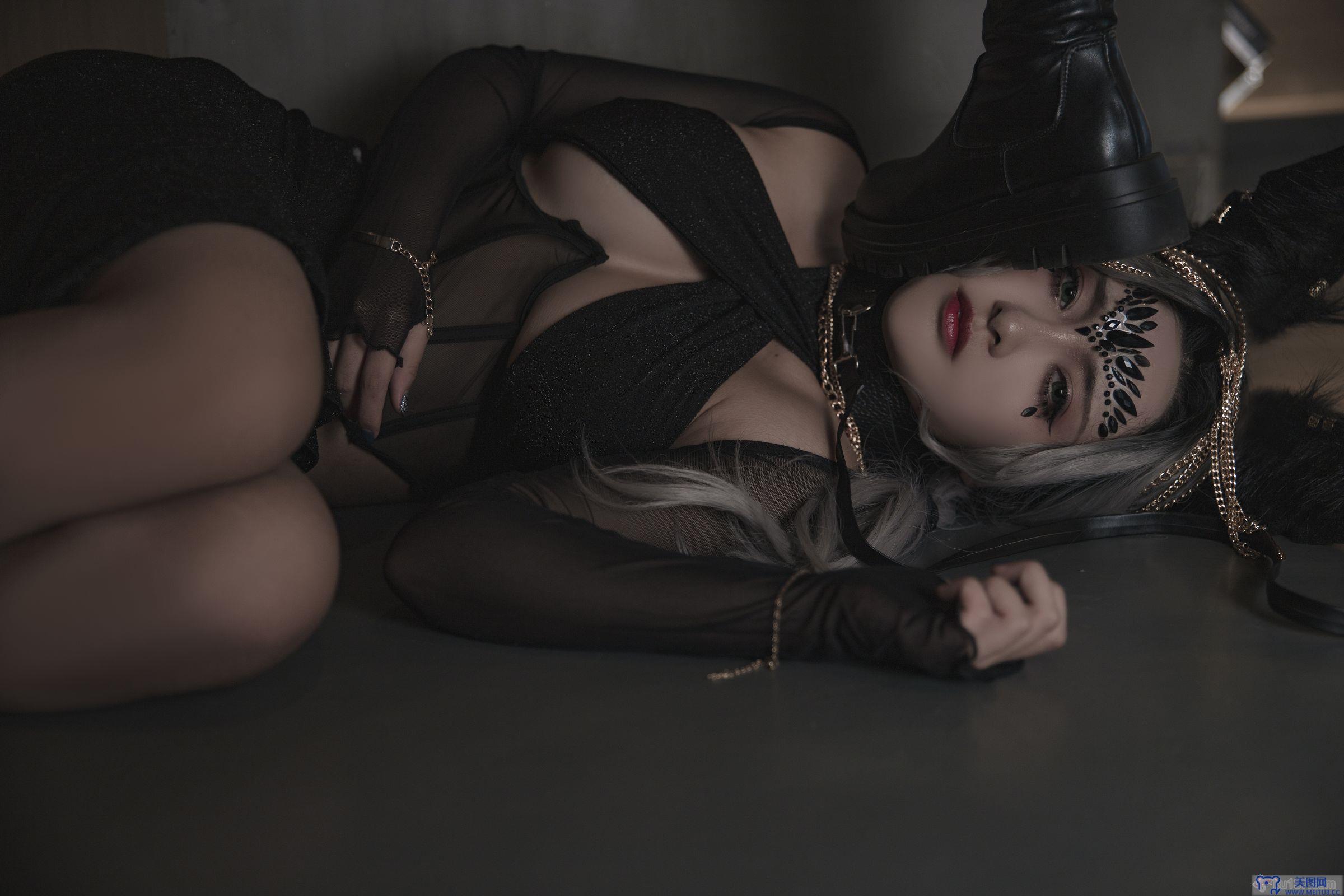 [洛璃 LoLiSAMA] NO.032 狼少女-狼女的调教