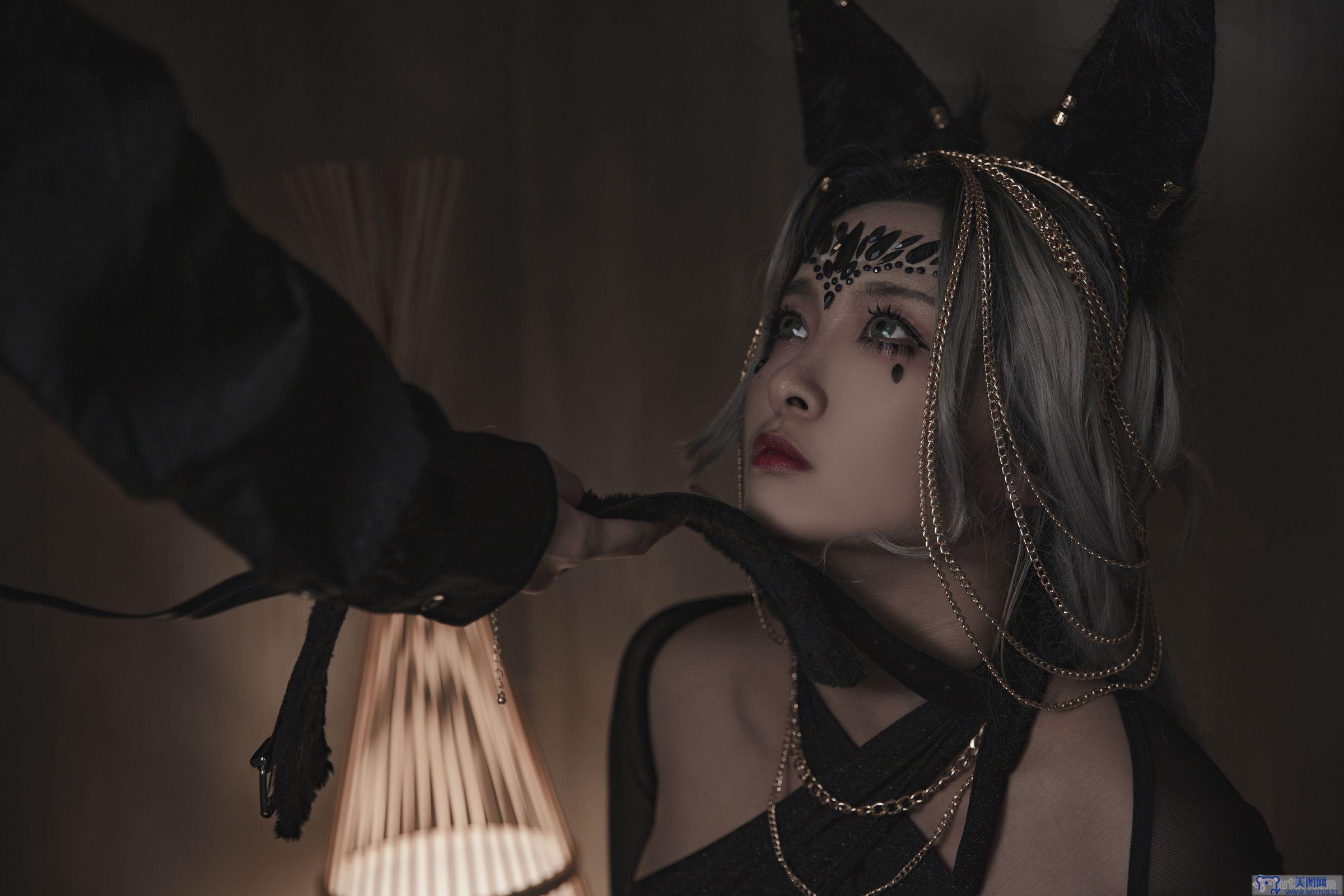 [洛璃 LoLiSAMA] NO.032 狼少女-狼女的调教