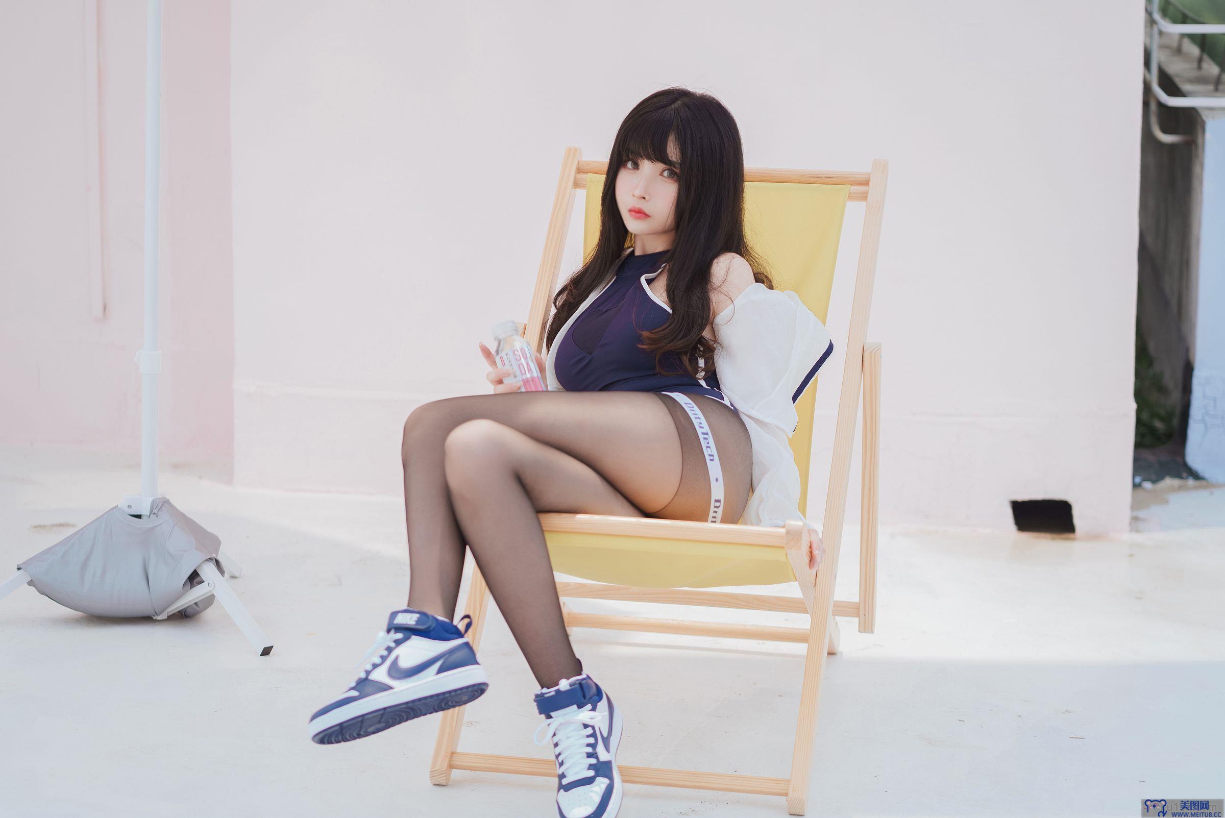 [rioko凉凉子] NO.072 天台竞泳