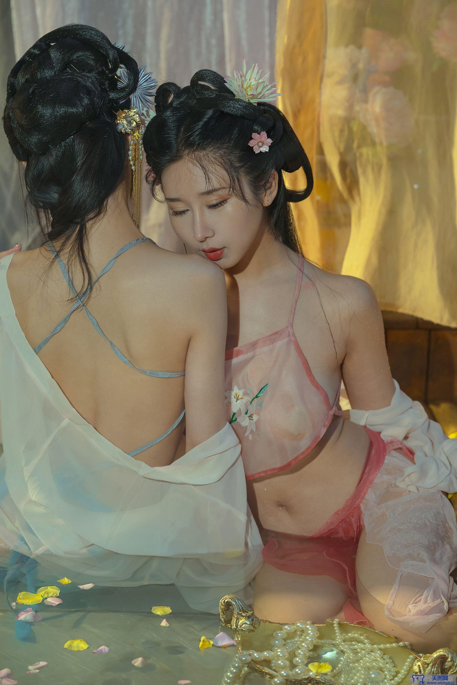 [云溪溪] NO.024 奶桃 水池