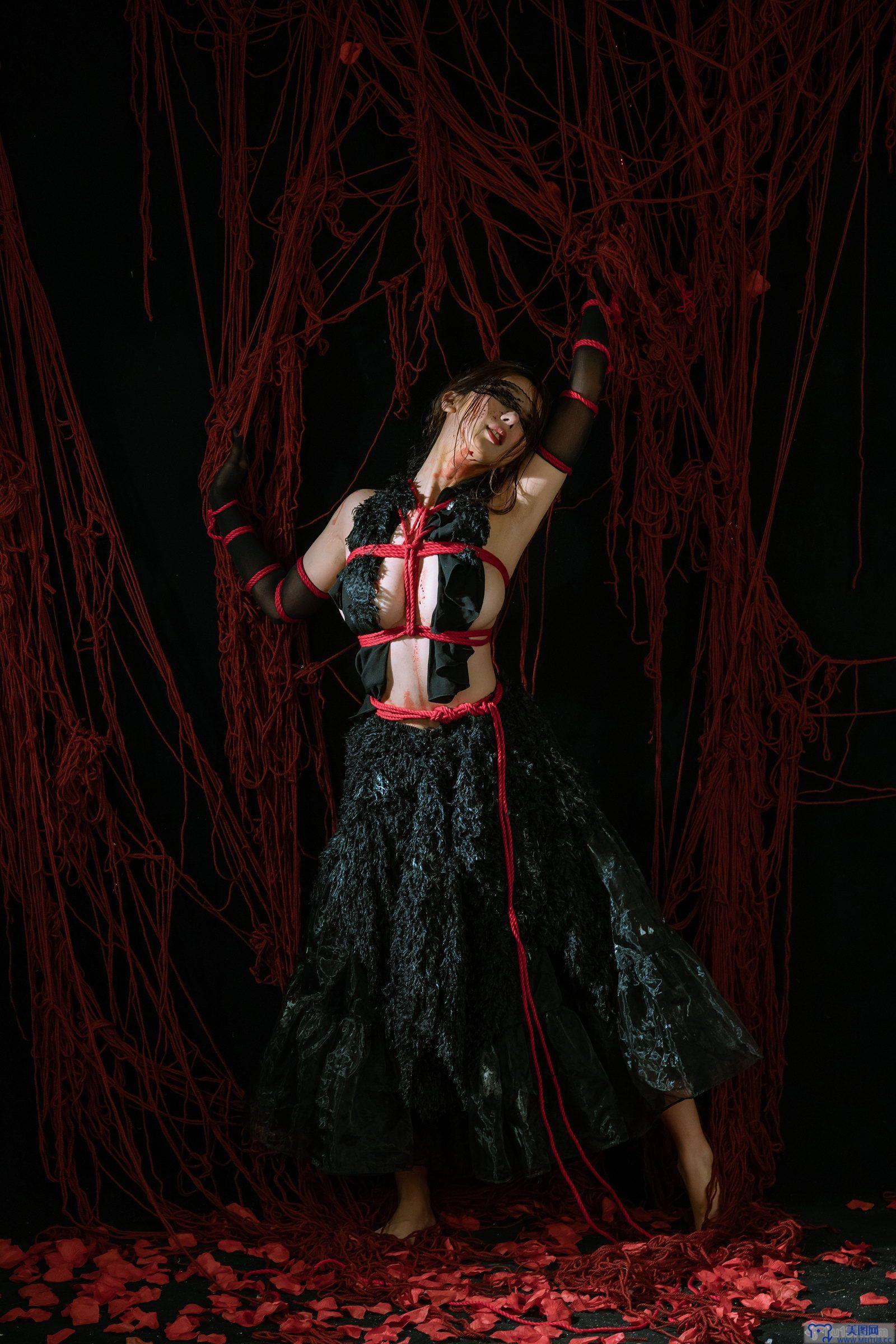 [云溪溪] NO.060 奶桃桃 月