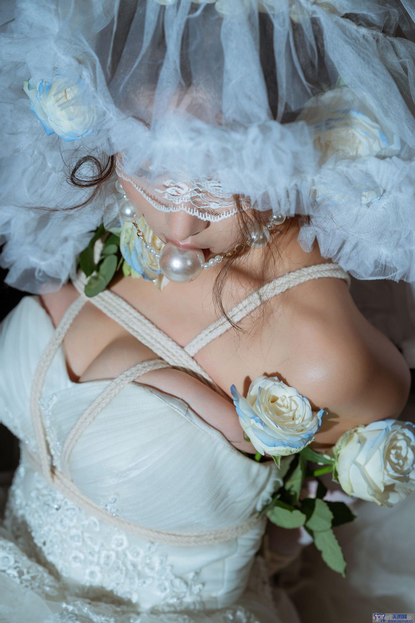 [云溪溪] NO.060 奶桃桃 月