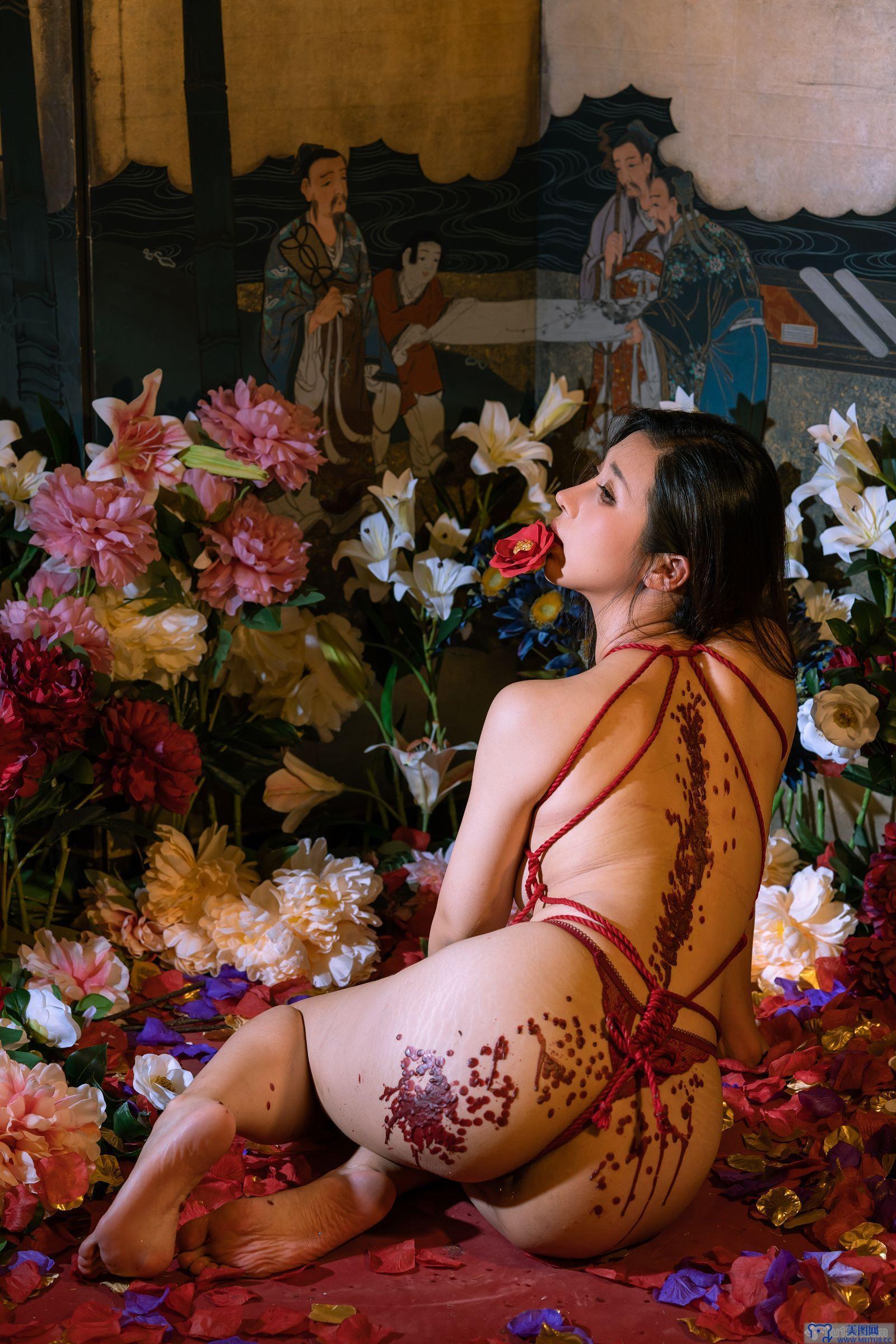 [云溪溪] NO.100 奶桃 繁花