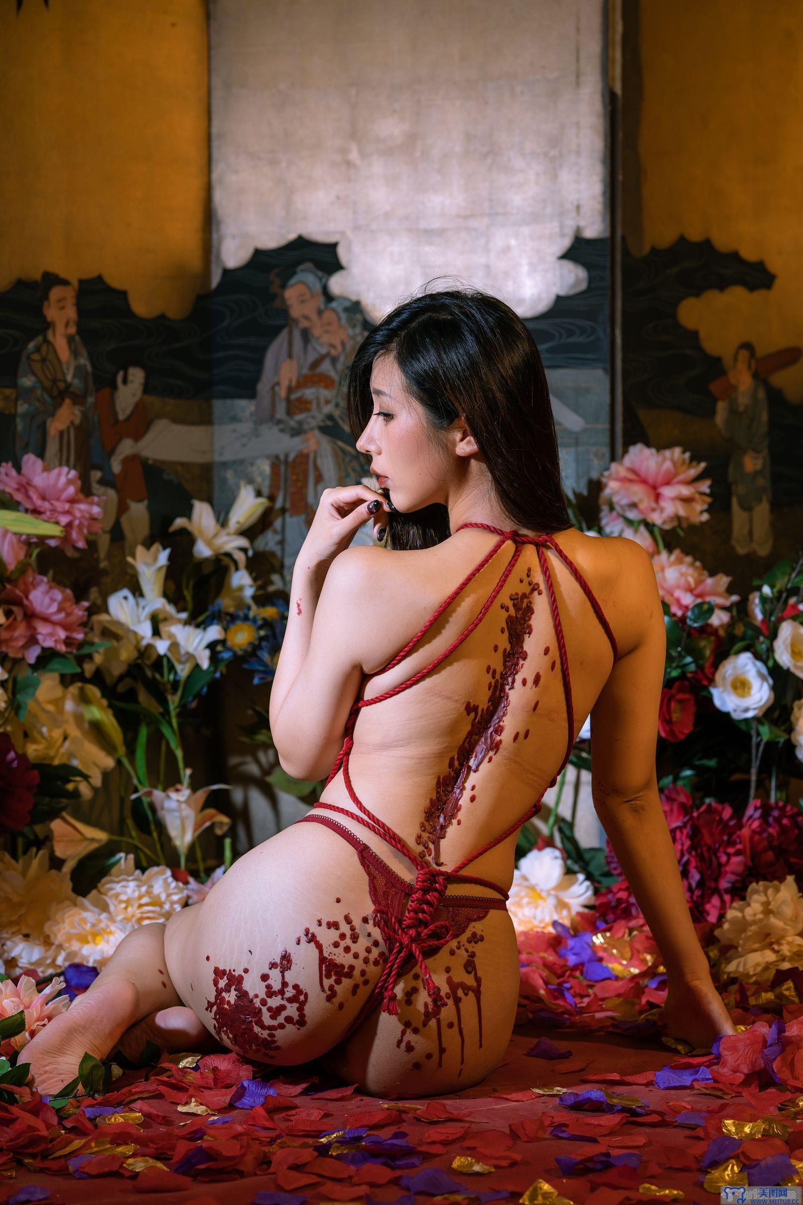 [云溪溪] NO.100 奶桃 繁花