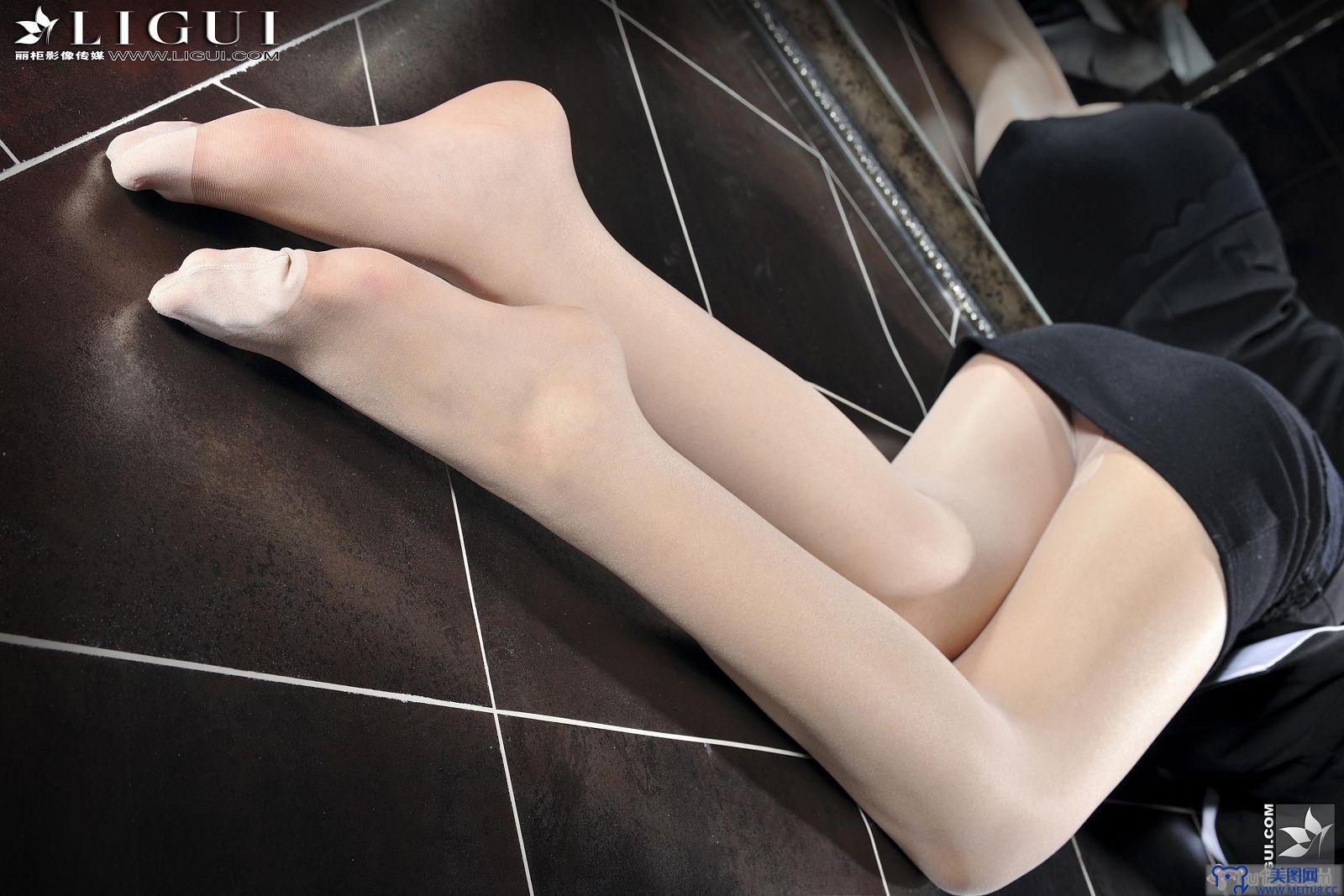 [Ligui丽柜美腿]2013.07.09 Model 小杨幂