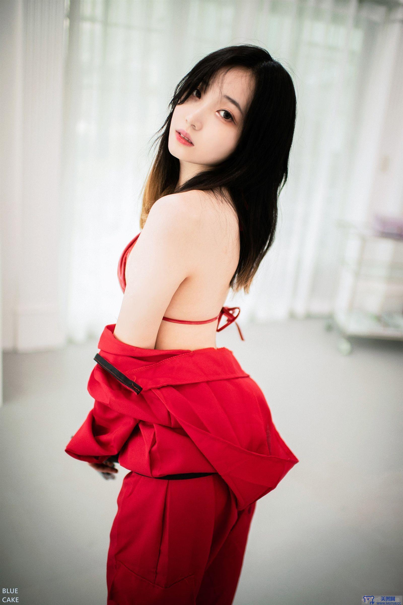 [BamBi] NO.079 [BLUECAKE] Play Game