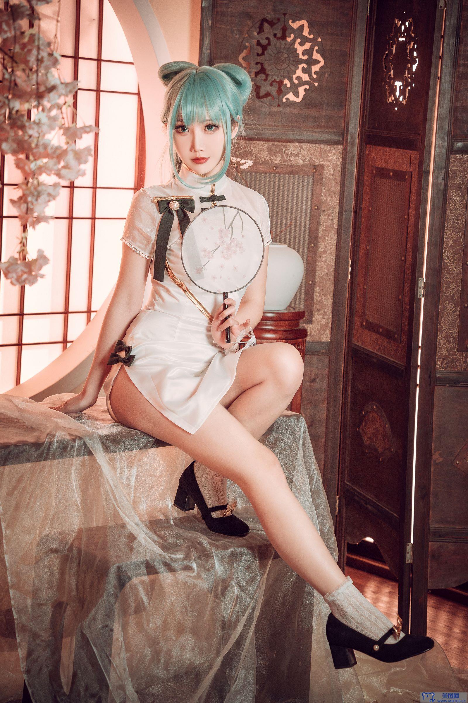 [Coser面饼仙儿] NO.096 初音旗袍