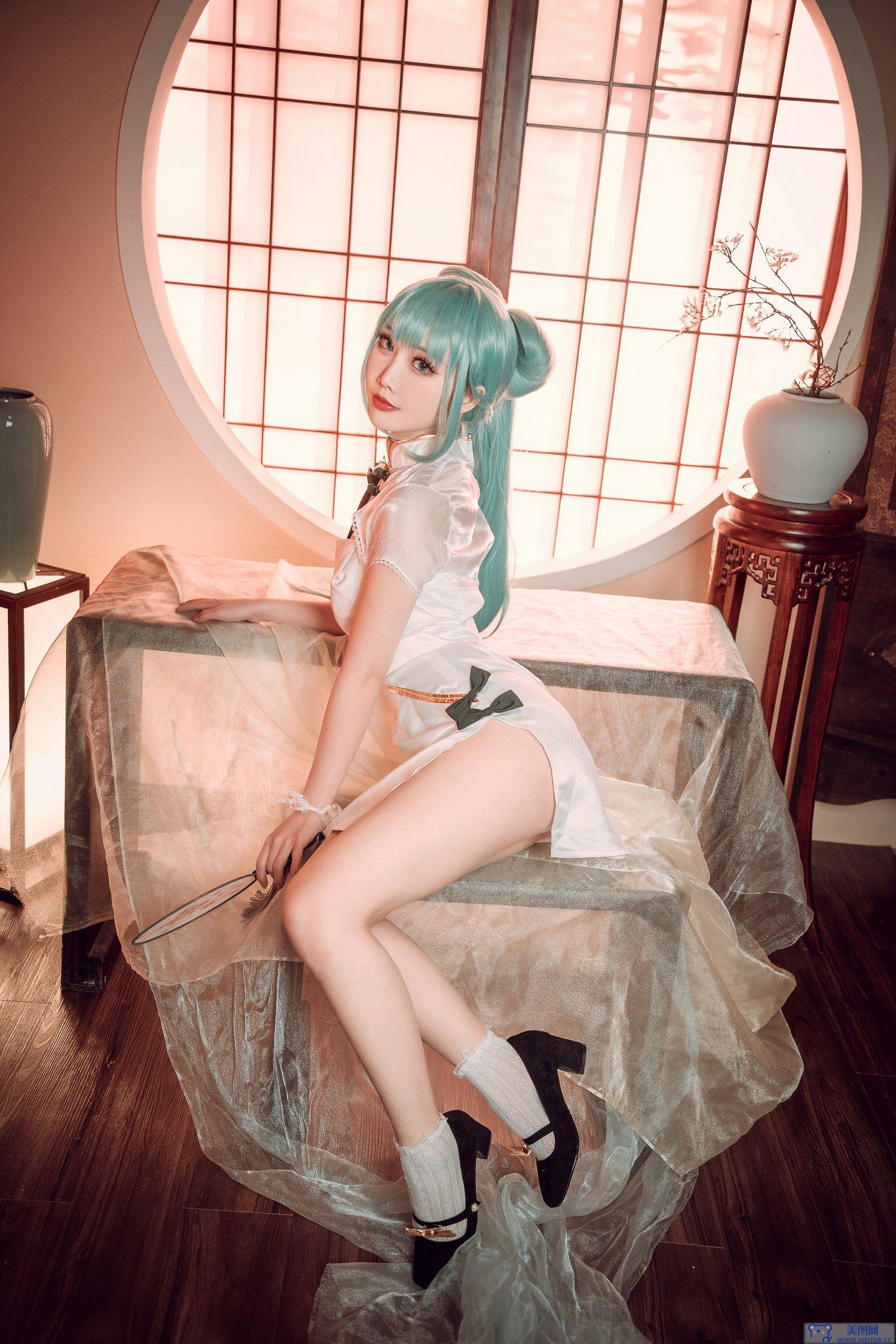 [Coser面饼仙儿] NO.096 初音旗袍