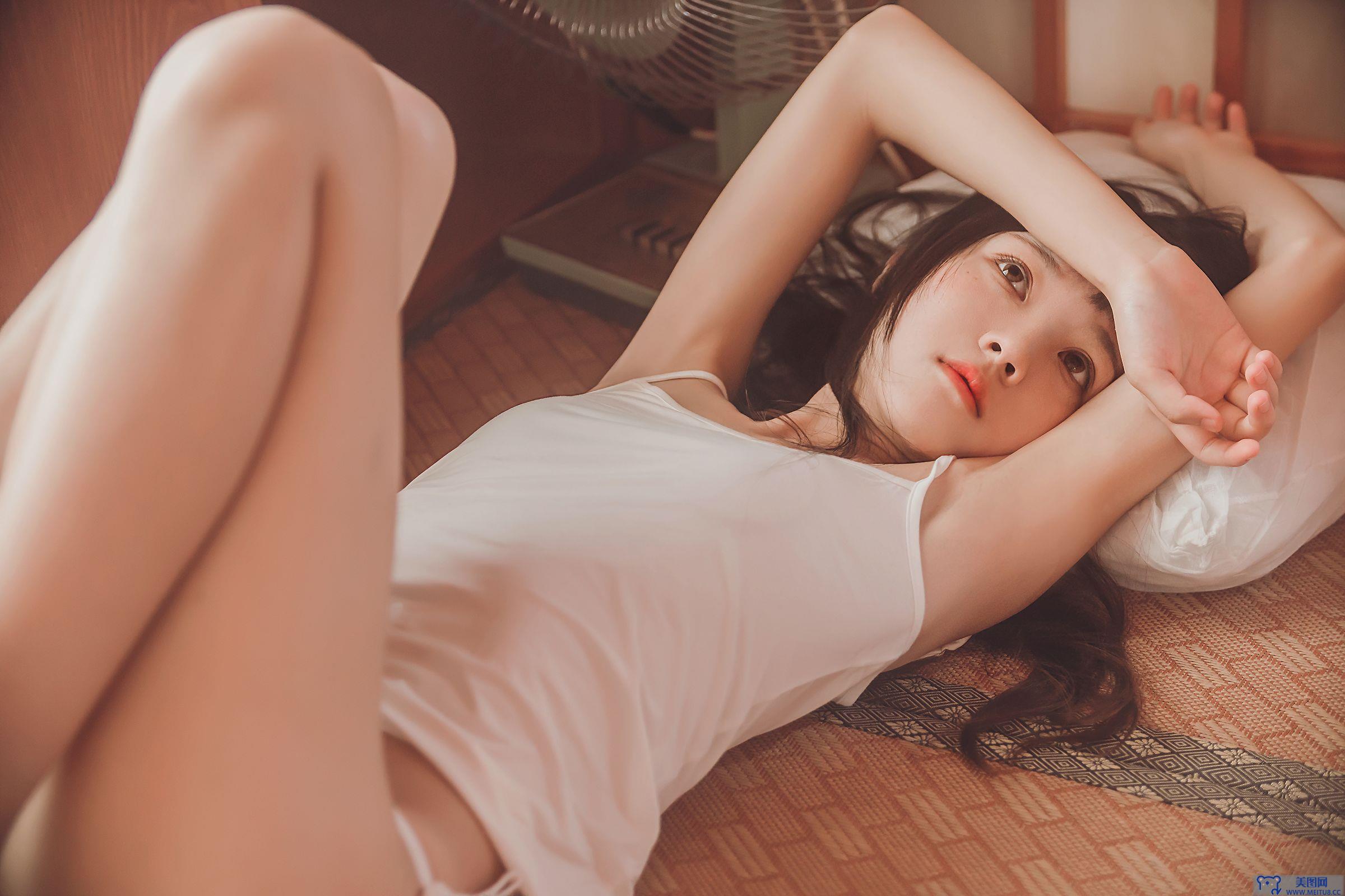 [桜桃喵] NO.007 未熟1 小背心换水手服