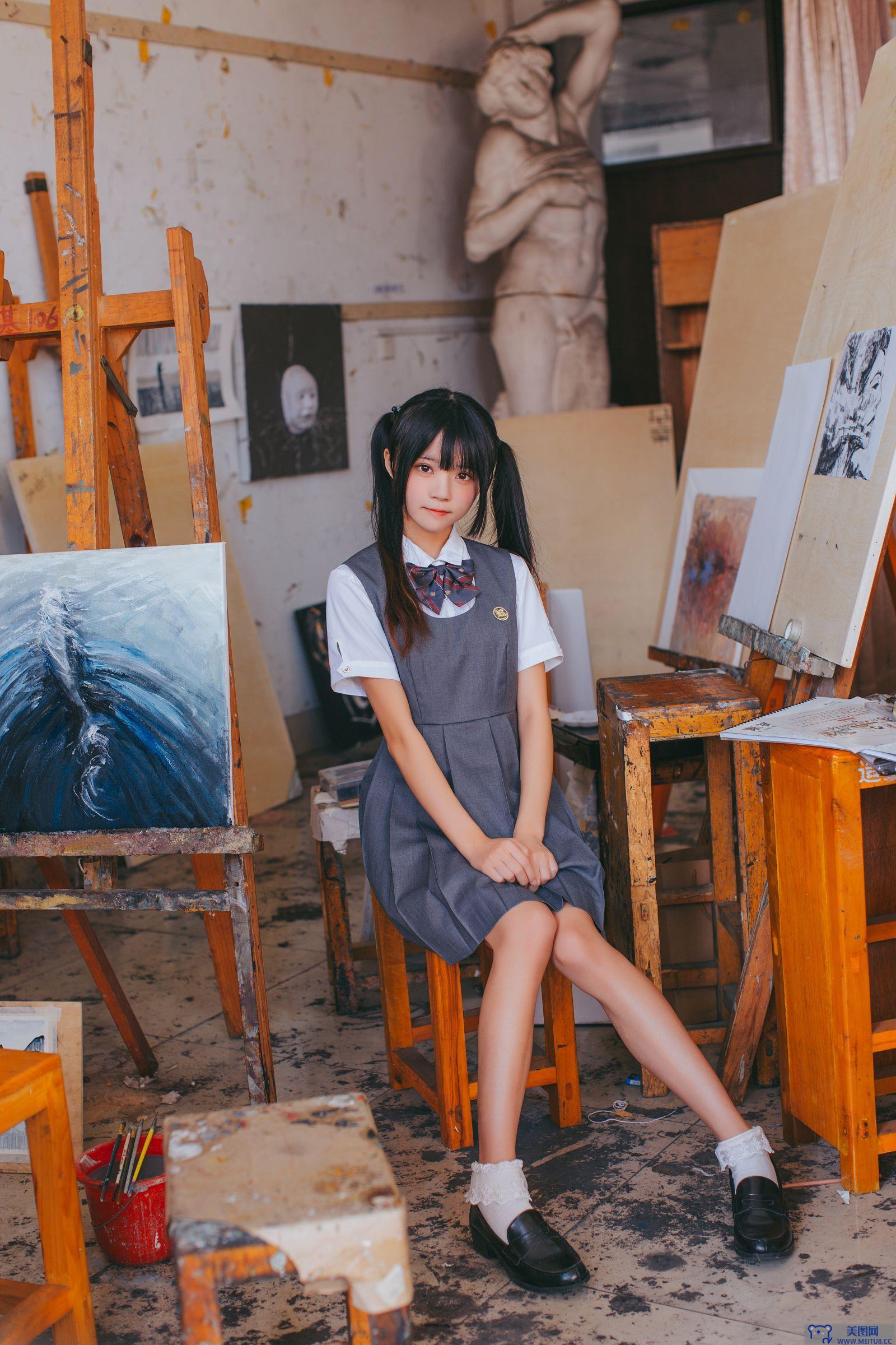 [桜桃喵] NO.020 画室少女