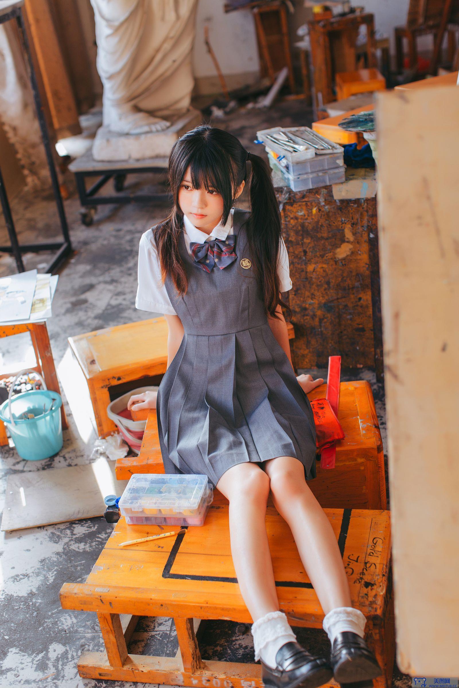 [桜桃喵] NO.020 画室少女