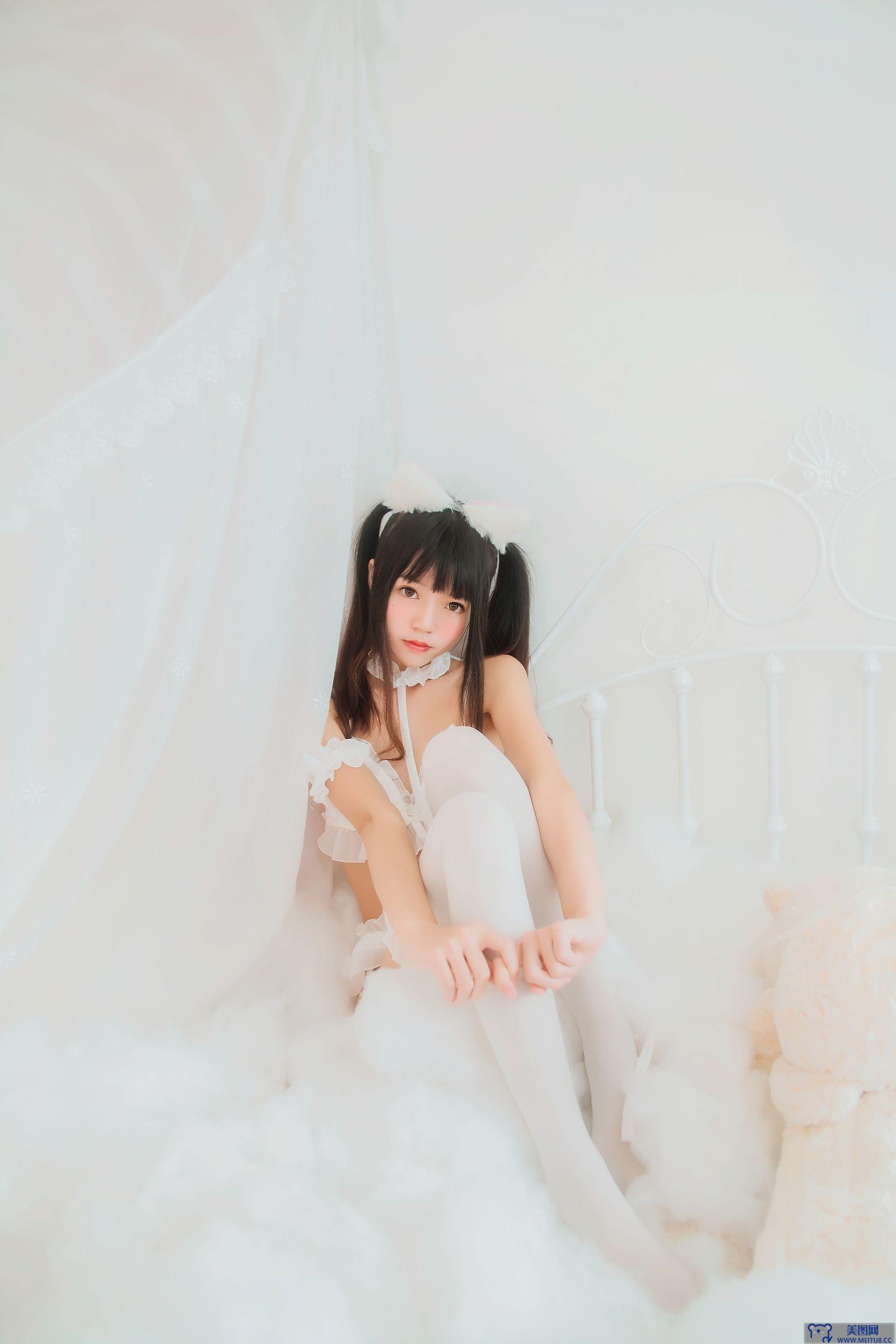 [桜桃喵] NO.027 白猫