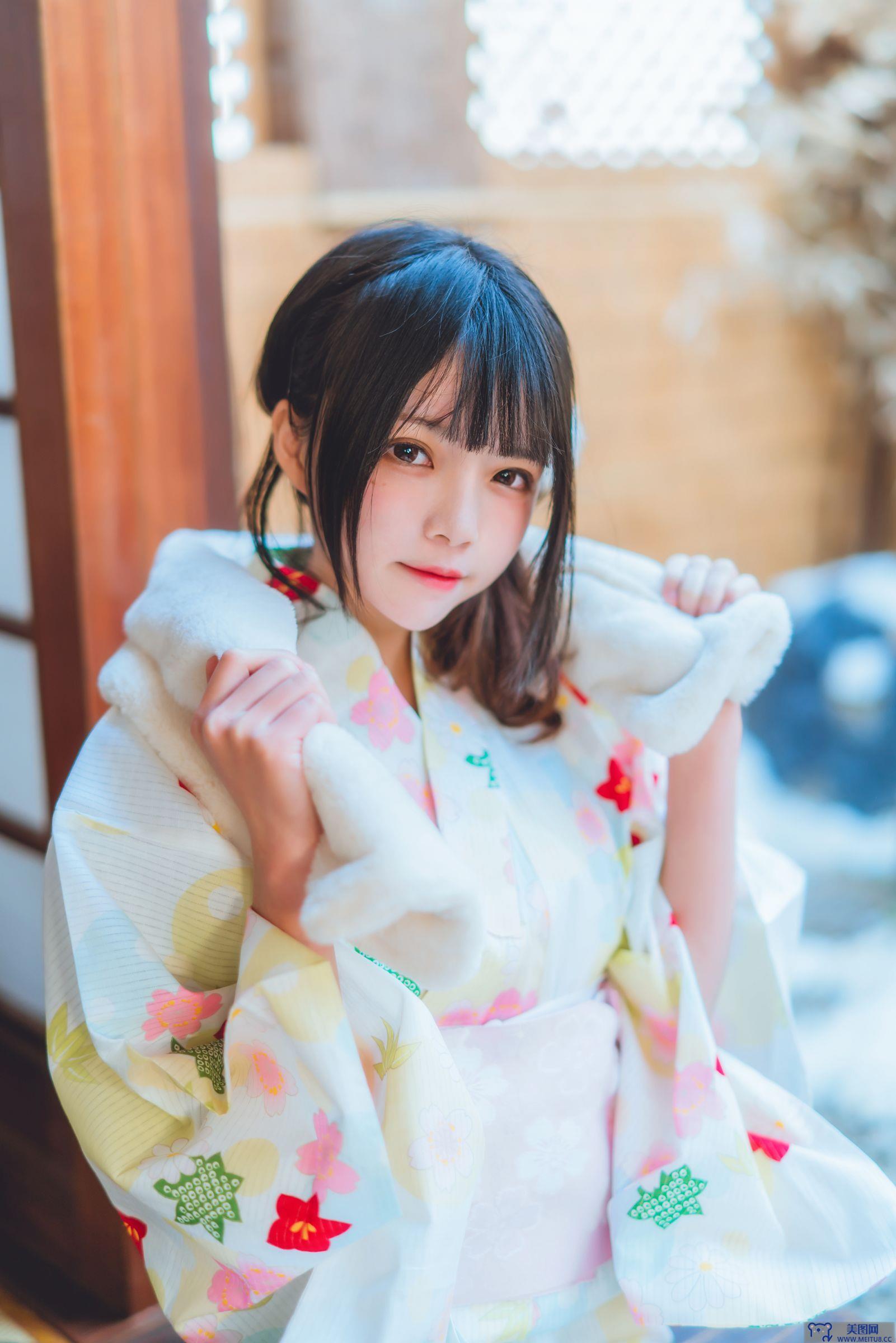 [桜桃喵] NO.042 小小少女