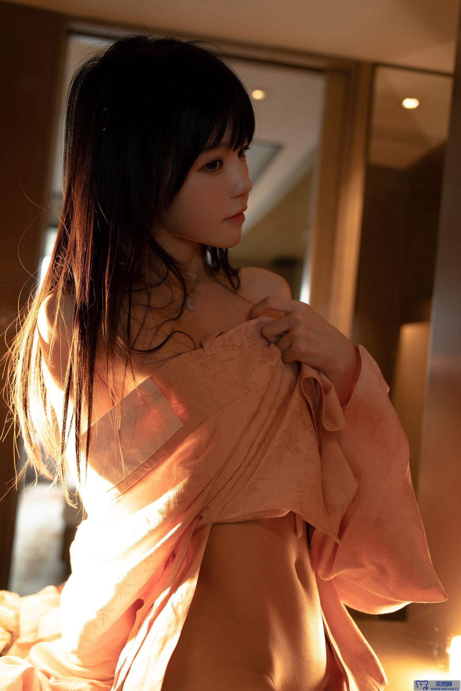 [桜桃喵] NO.174 拢花