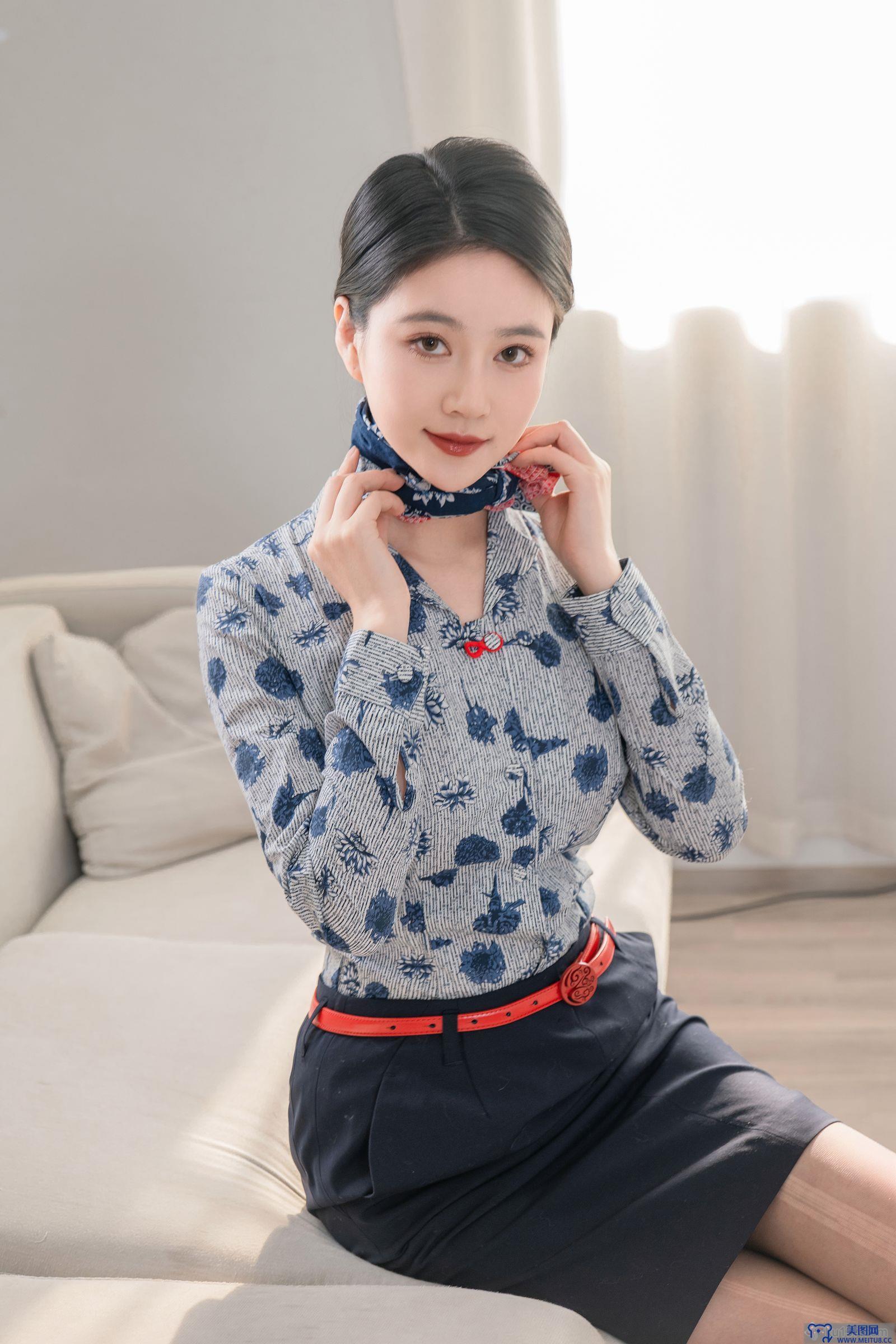 [年年nnian] NO.123 空姐2