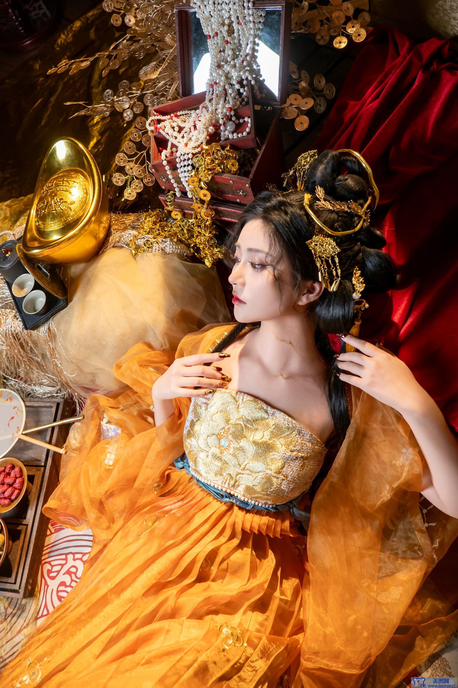 [年年nnian] NO.116 金蛇贺岁