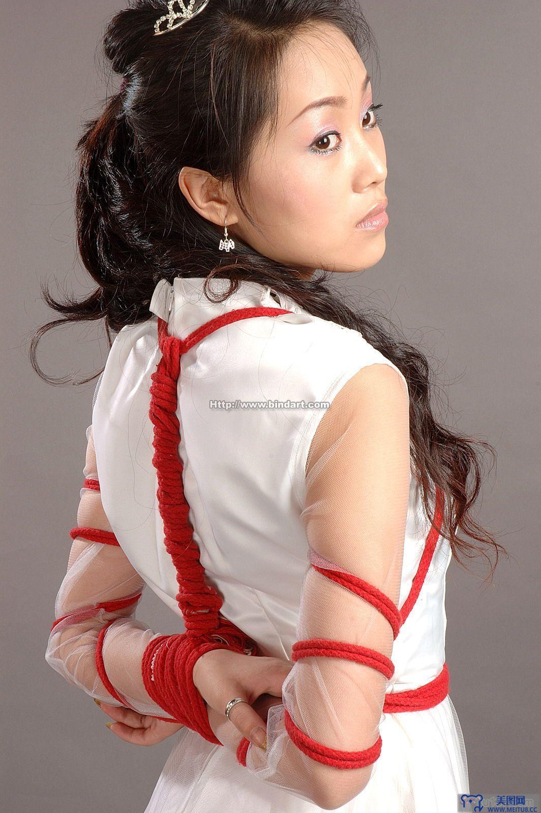 [丽柜bindart美束] 2006-08-22