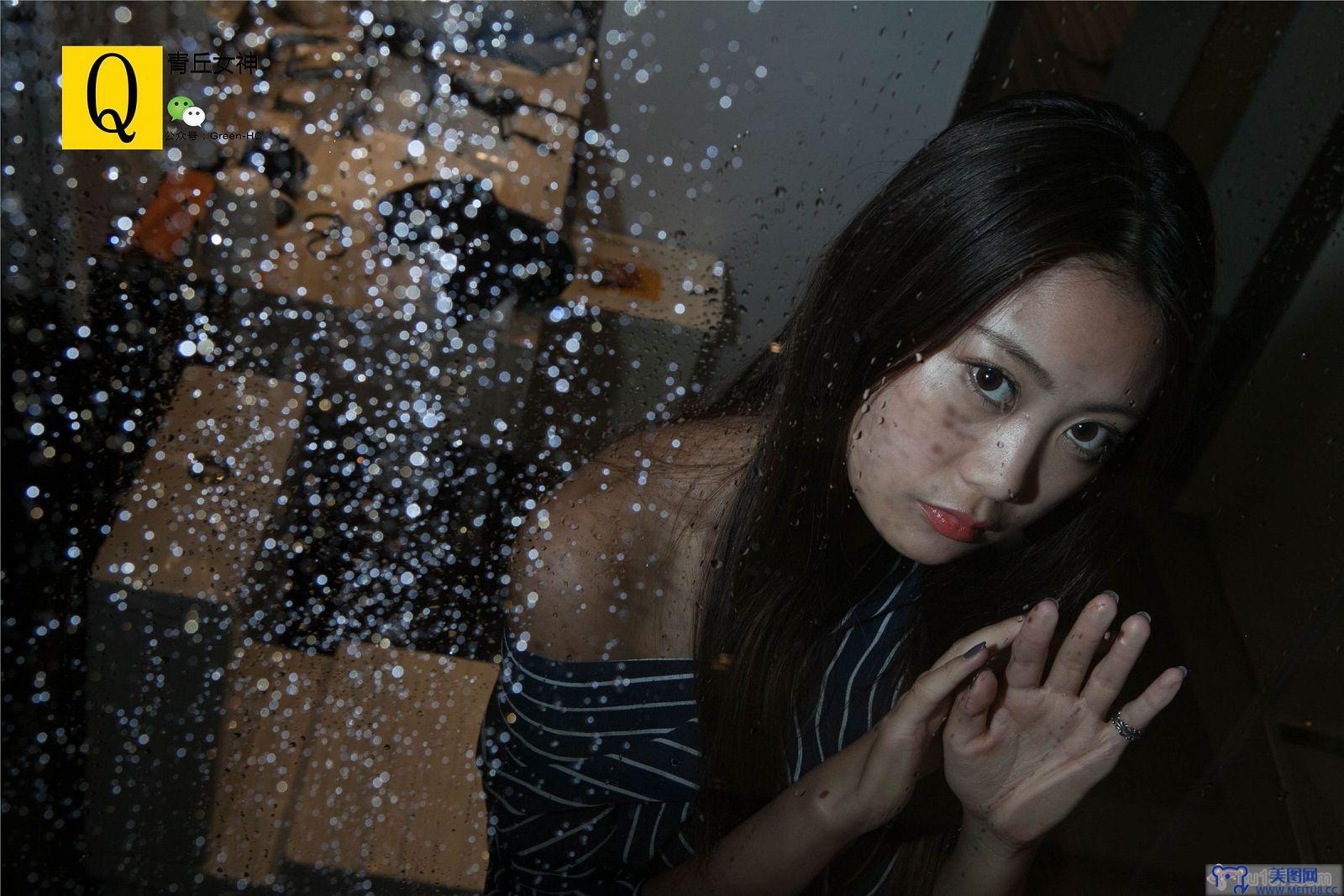 [青丘女神] 丝袜美腿系列写真4