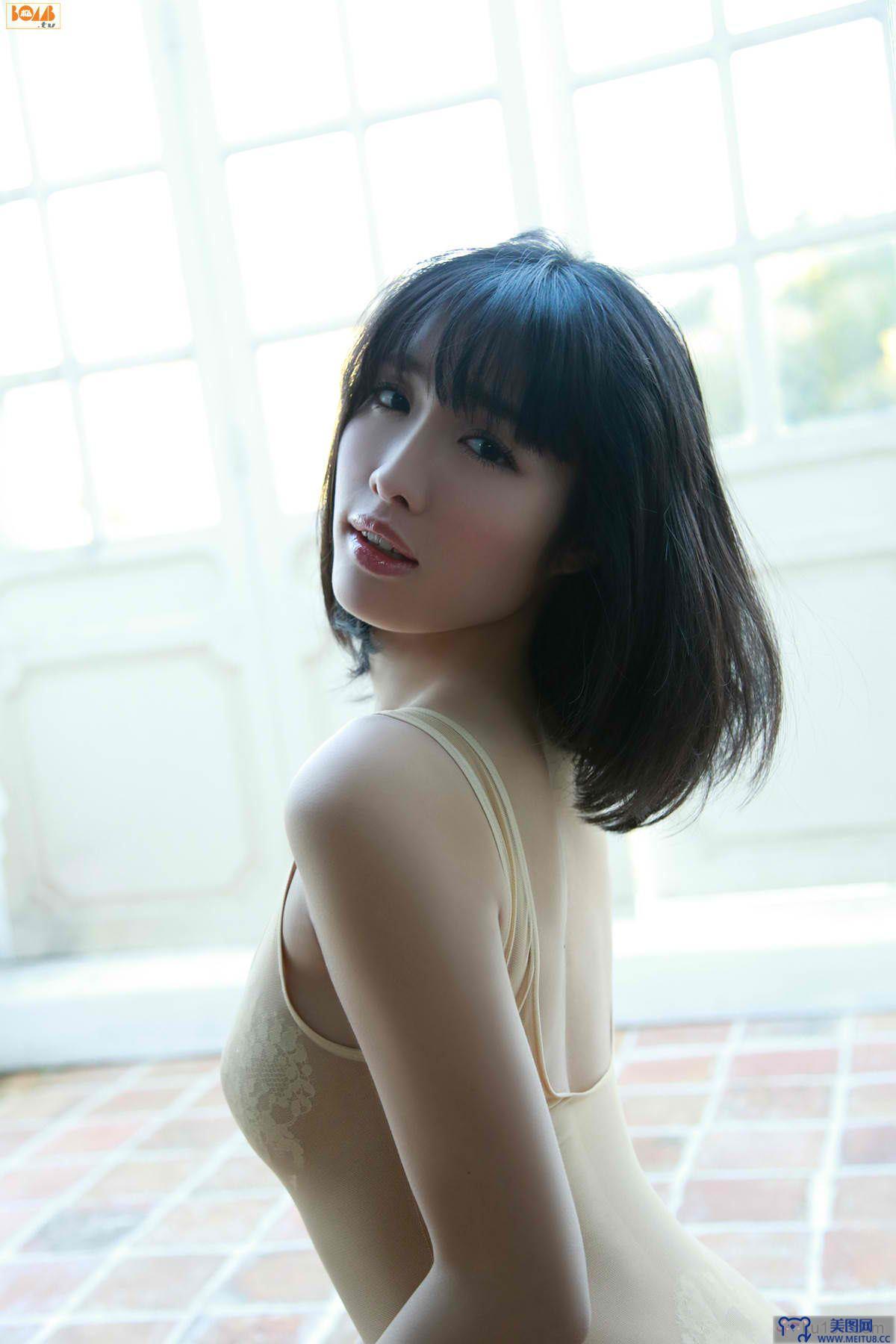 [Bomb.tv套图] GRAVURE Channel 2014年03月号 Anna Konno 今野杏南