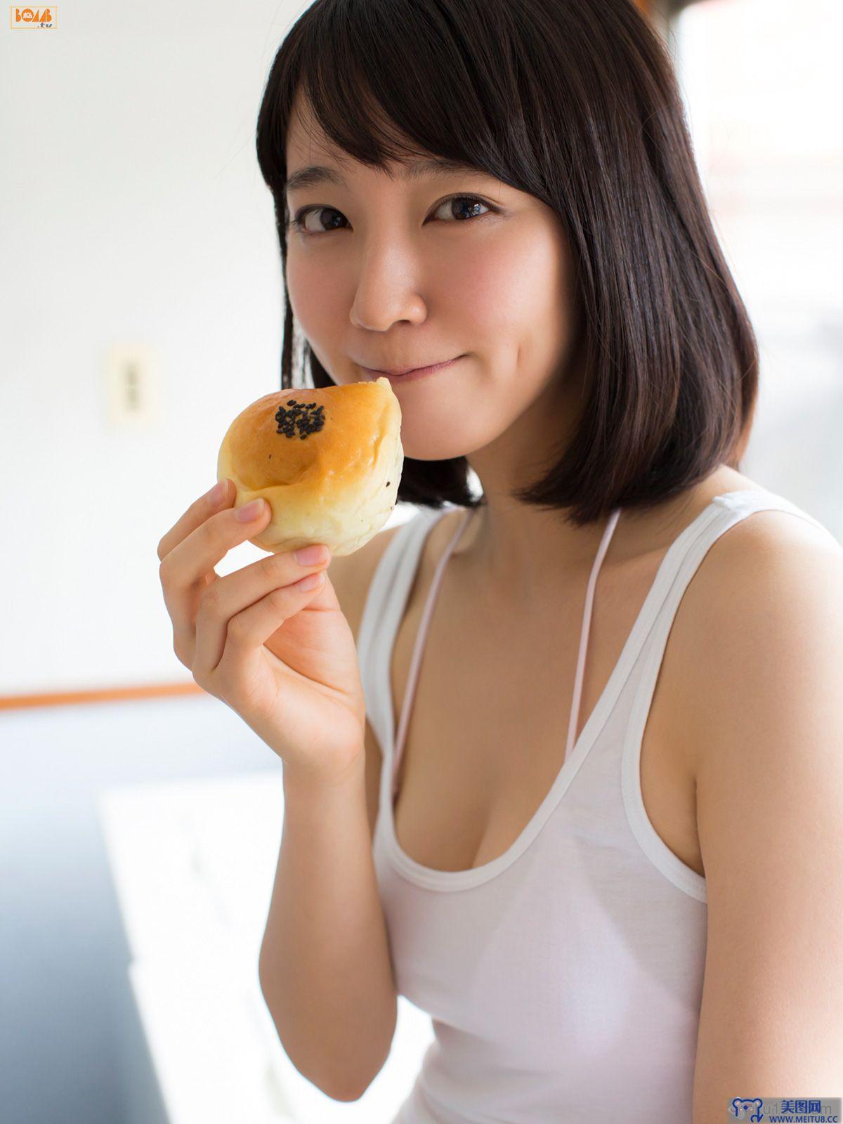 [Bomb.tv套图] GRAVURE Channel 2015年06月号 Riho Yoshioka 吉岡里帆