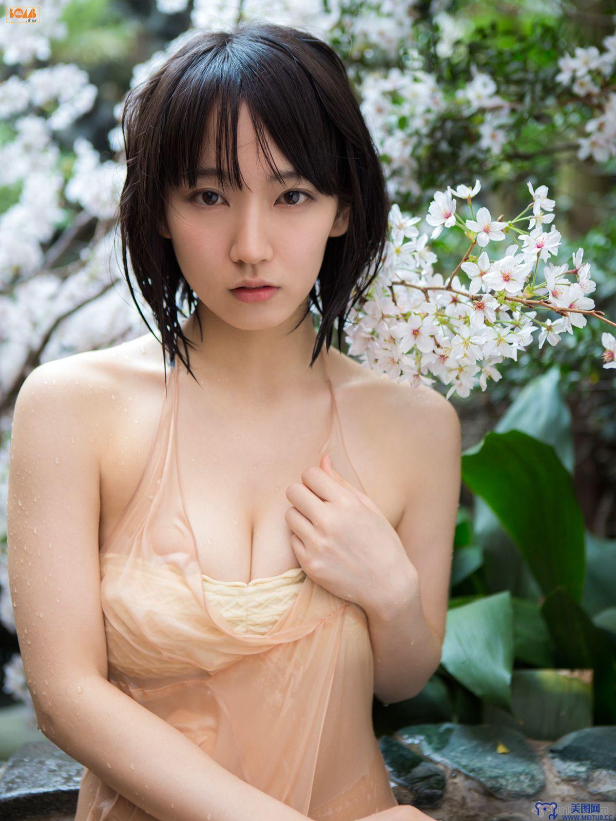 [Bomb.tv套图] GRAVURE Channel 2015年06月号 Riho Yoshioka 吉岡里帆