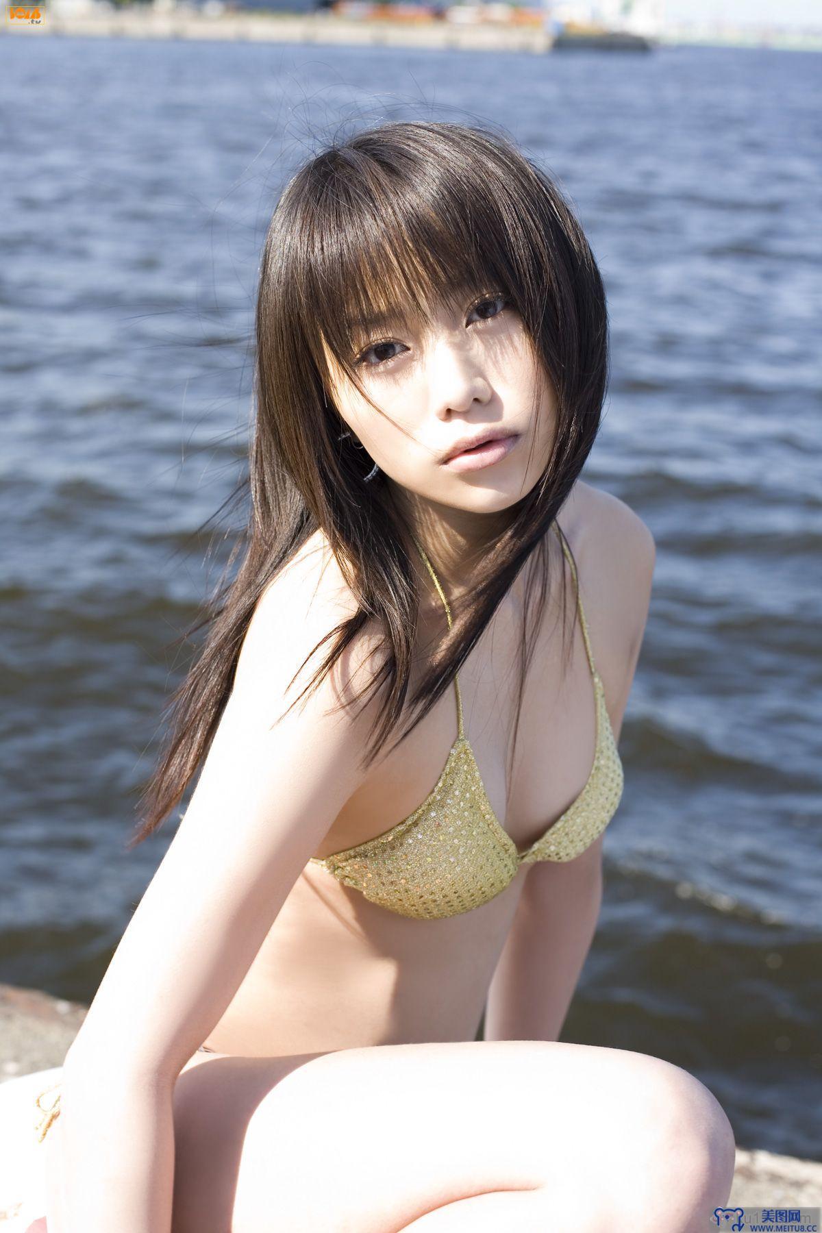 [Bomb.tv套图] 海川ひとみ Hitomi Kaikawa 经典美女图片 日本MM